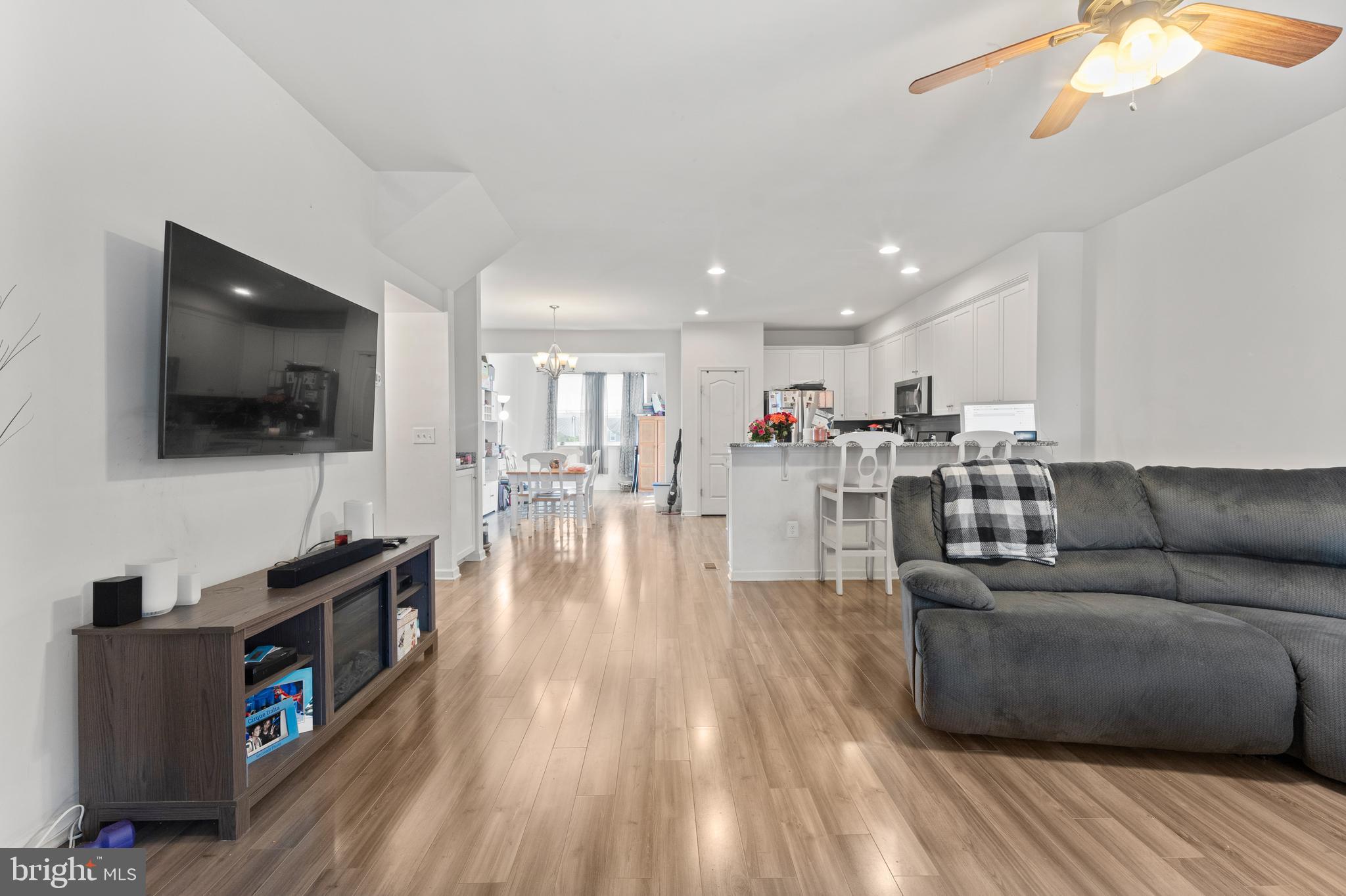 1418 HUDGINS FARM CIRCLE