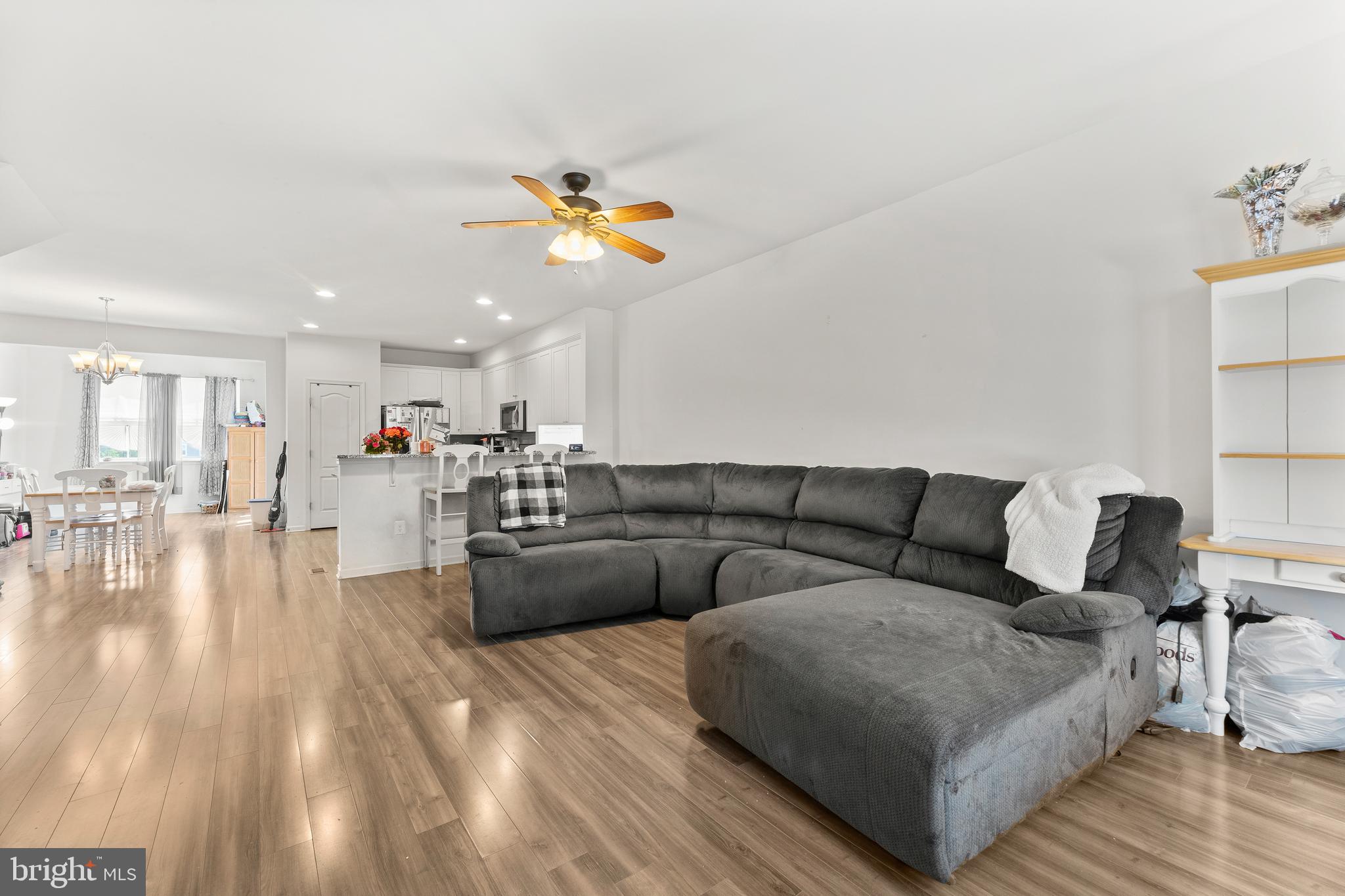 1418 HUDGINS FARM CIRCLE