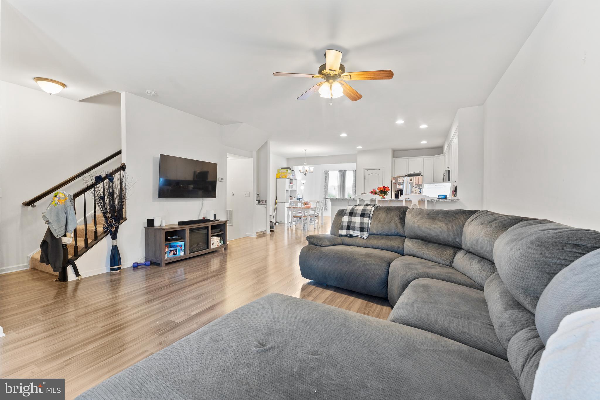 1418 HUDGINS FARM CIRCLE