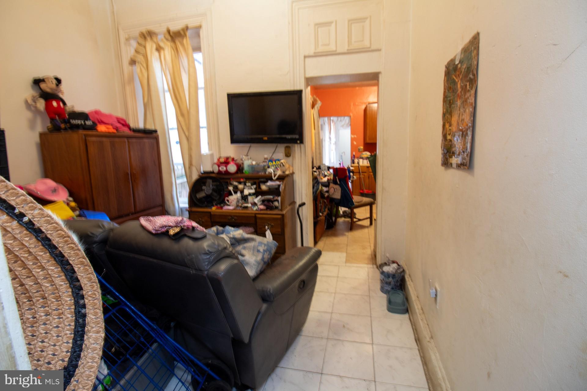 321 N 6TH STREET
