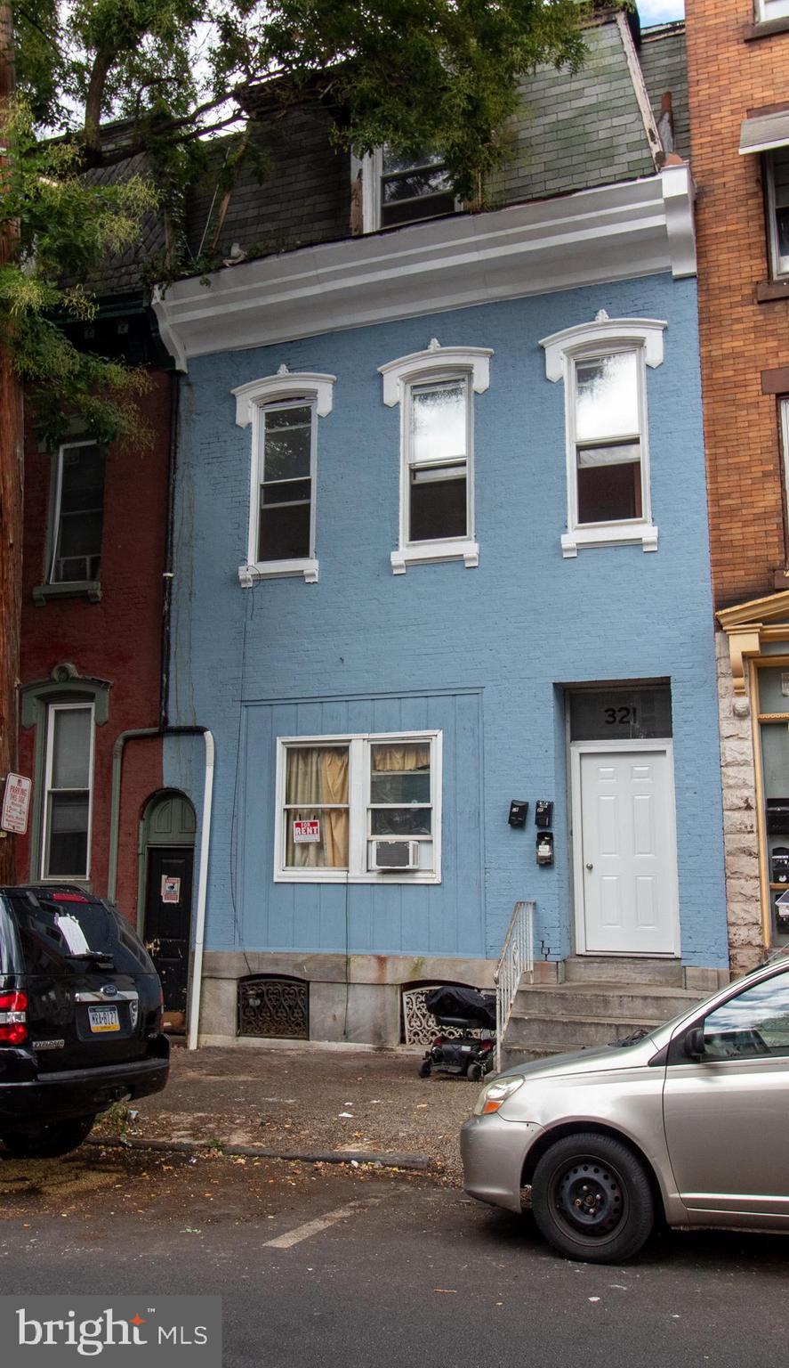 Add this triplex to your portfolio or live for free when you live in one and collect rent from the other two units! Two out of the three units are occupied and tenants wish to stay! Convenient off street parking!
