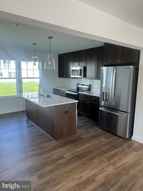 172 BOLINGBROKE WAY