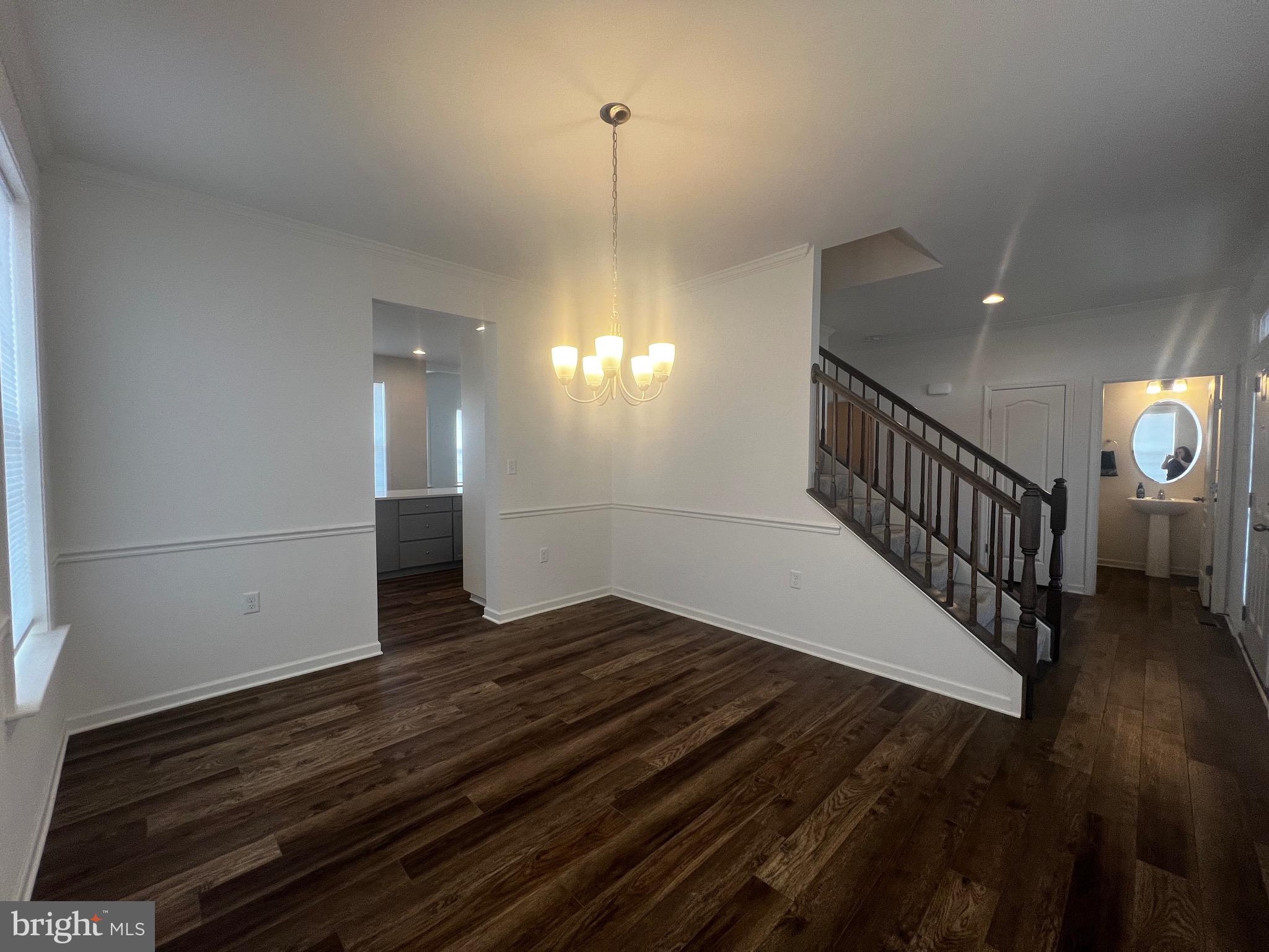 MCCAULEY CROSSING - Residential Lease