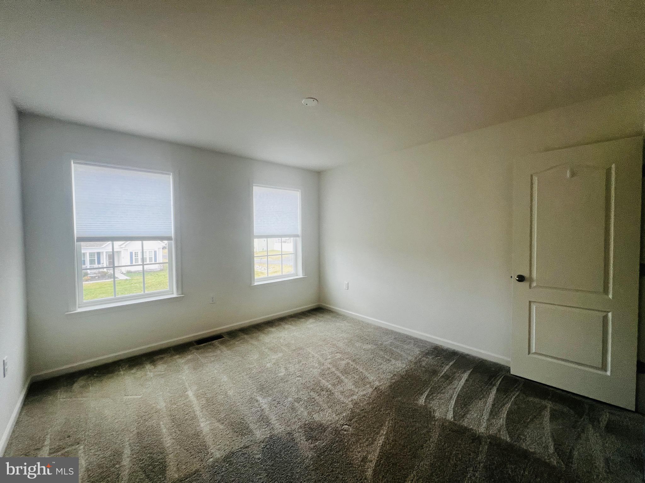 MCCAULEY CROSSING - Residential Lease