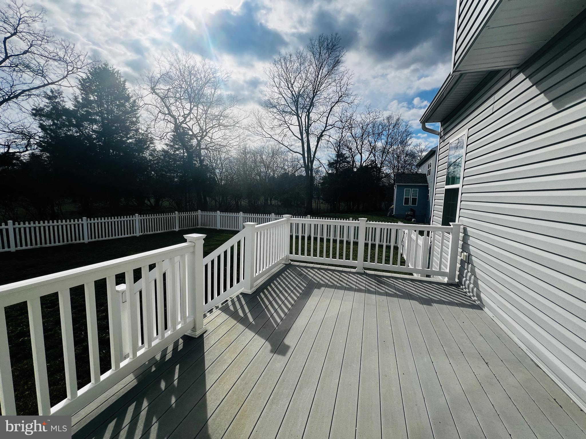 MCCAULEY CROSSING - Residential Lease