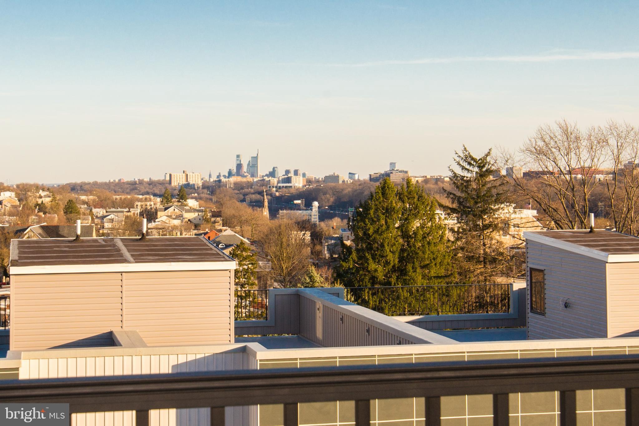 ROXBOROUGH - Residential