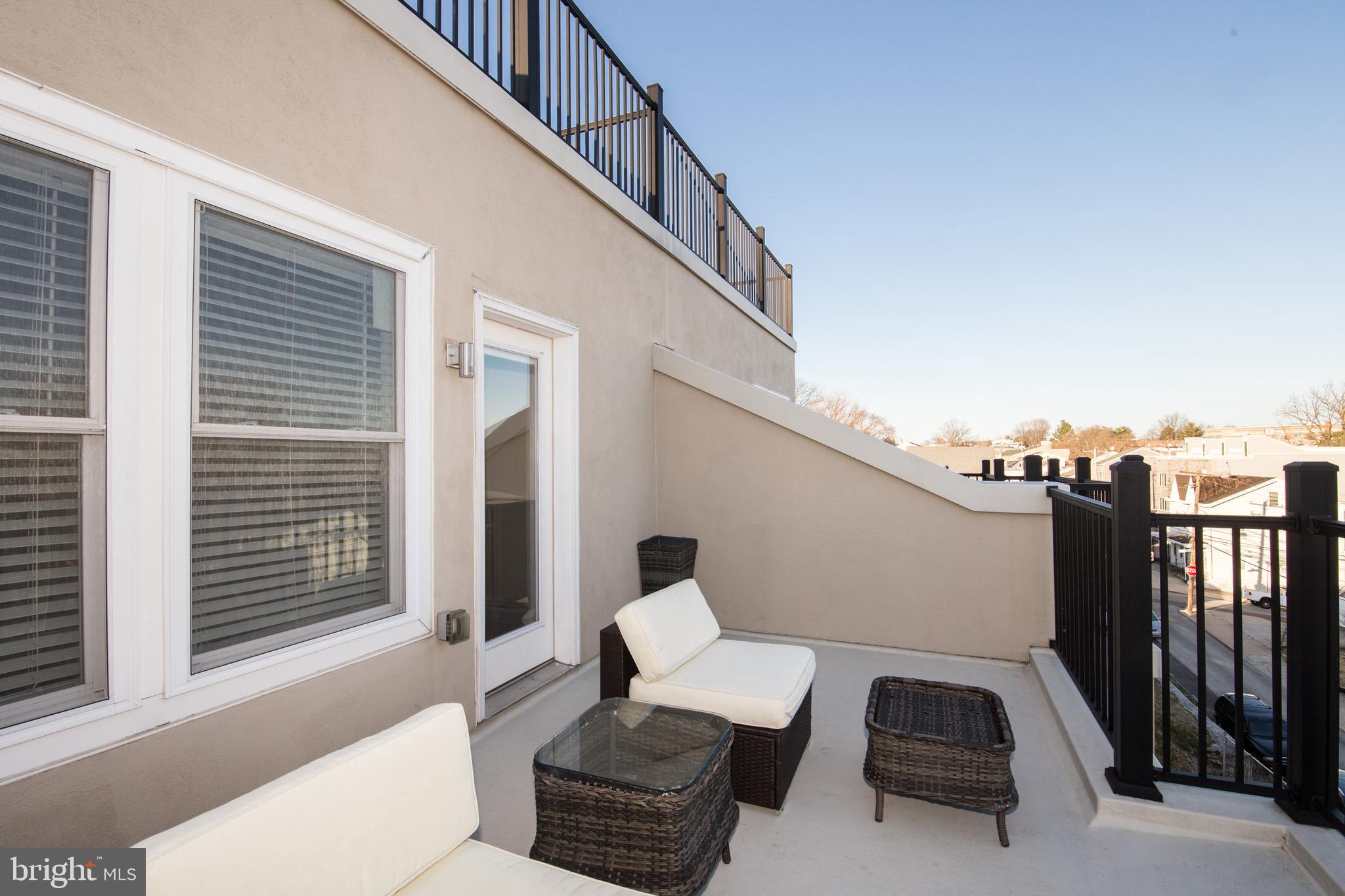 ROXBOROUGH - Residential