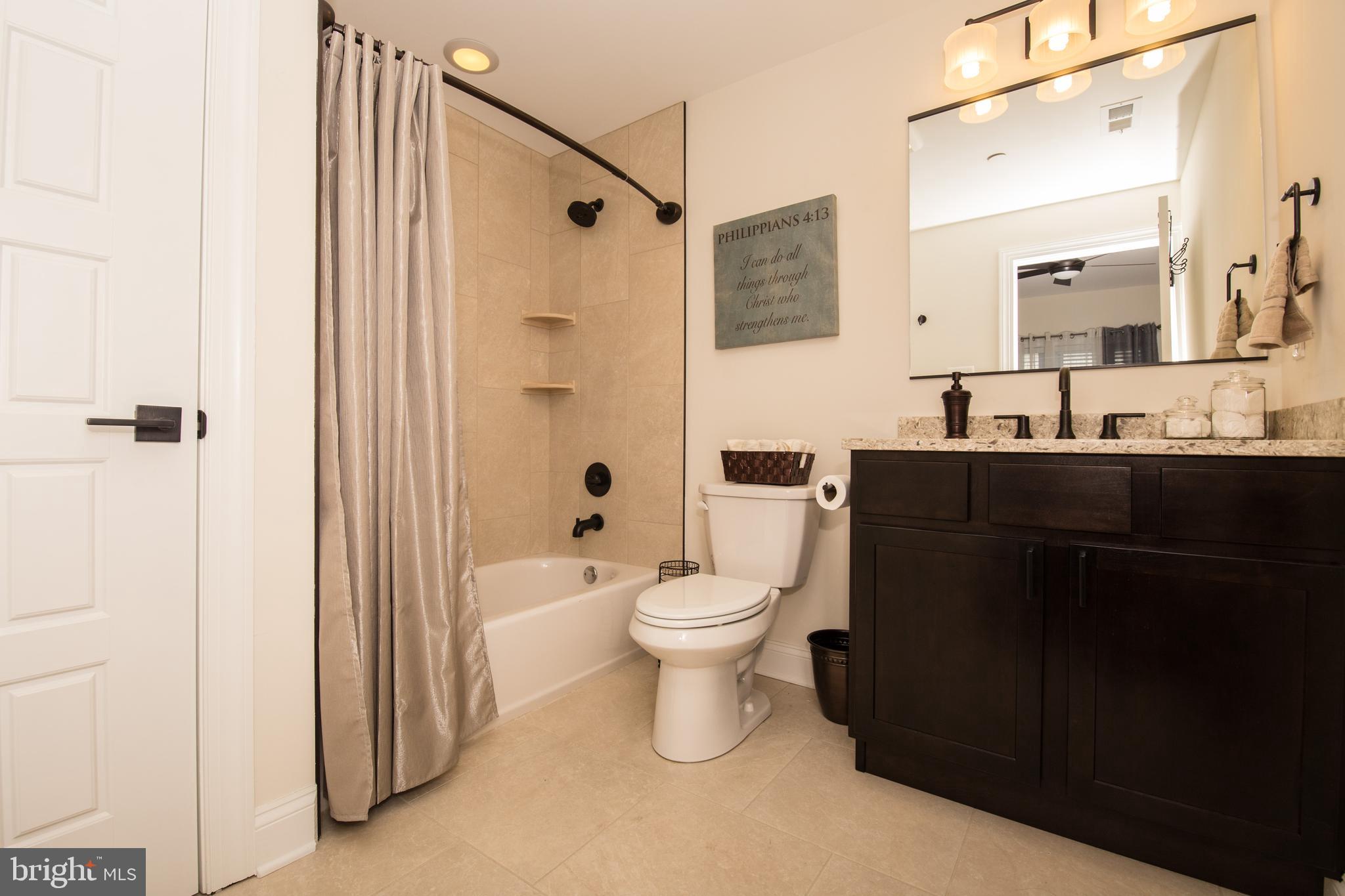 ROXBOROUGH - Residential