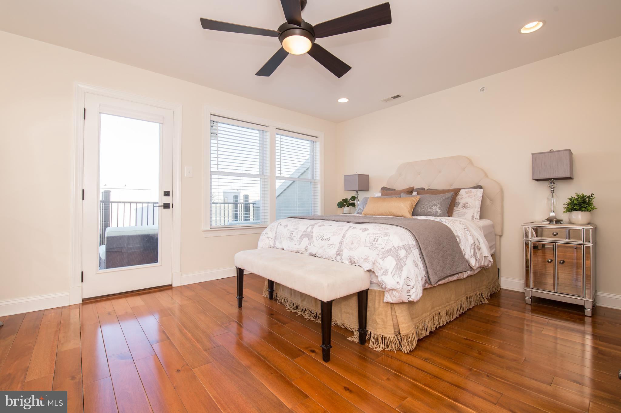 ROXBOROUGH - Residential