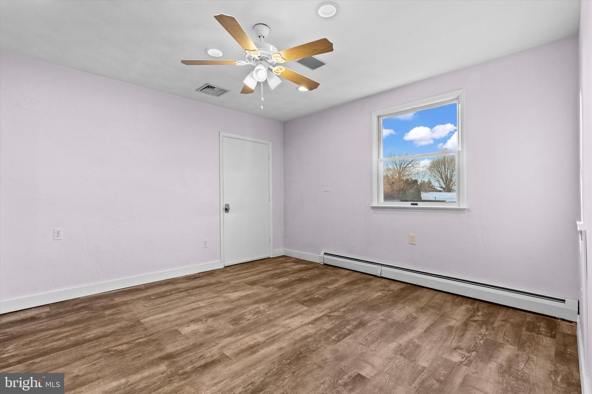 YORK TWP - Residential