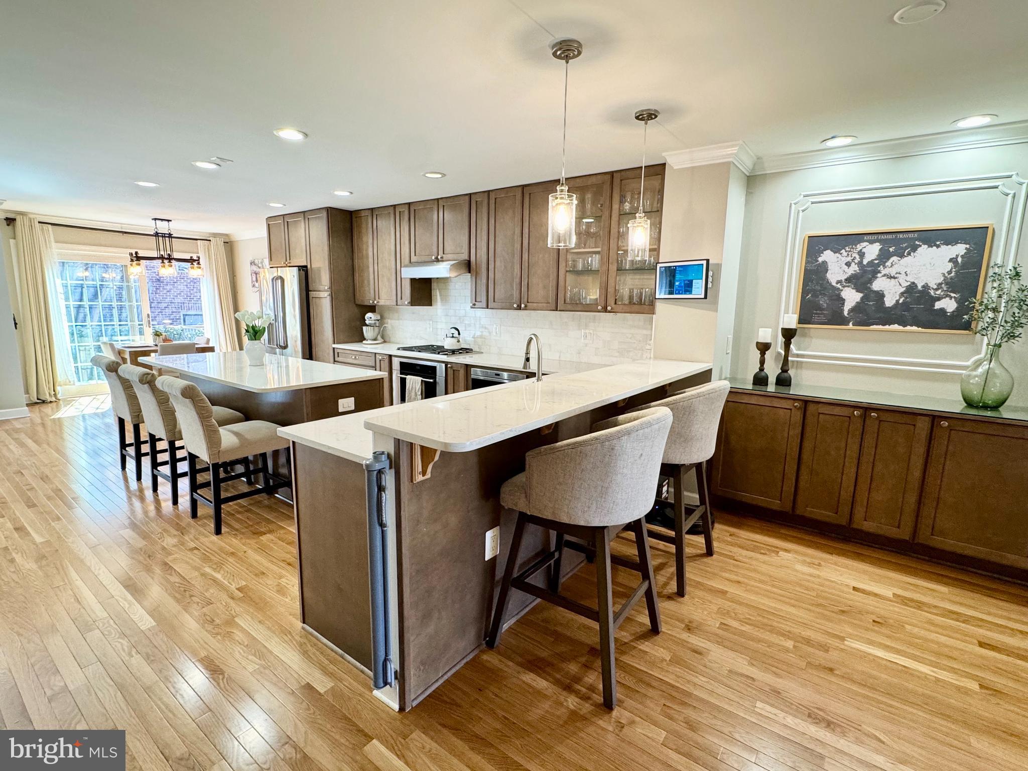 LANDMARK MEWS - Residential