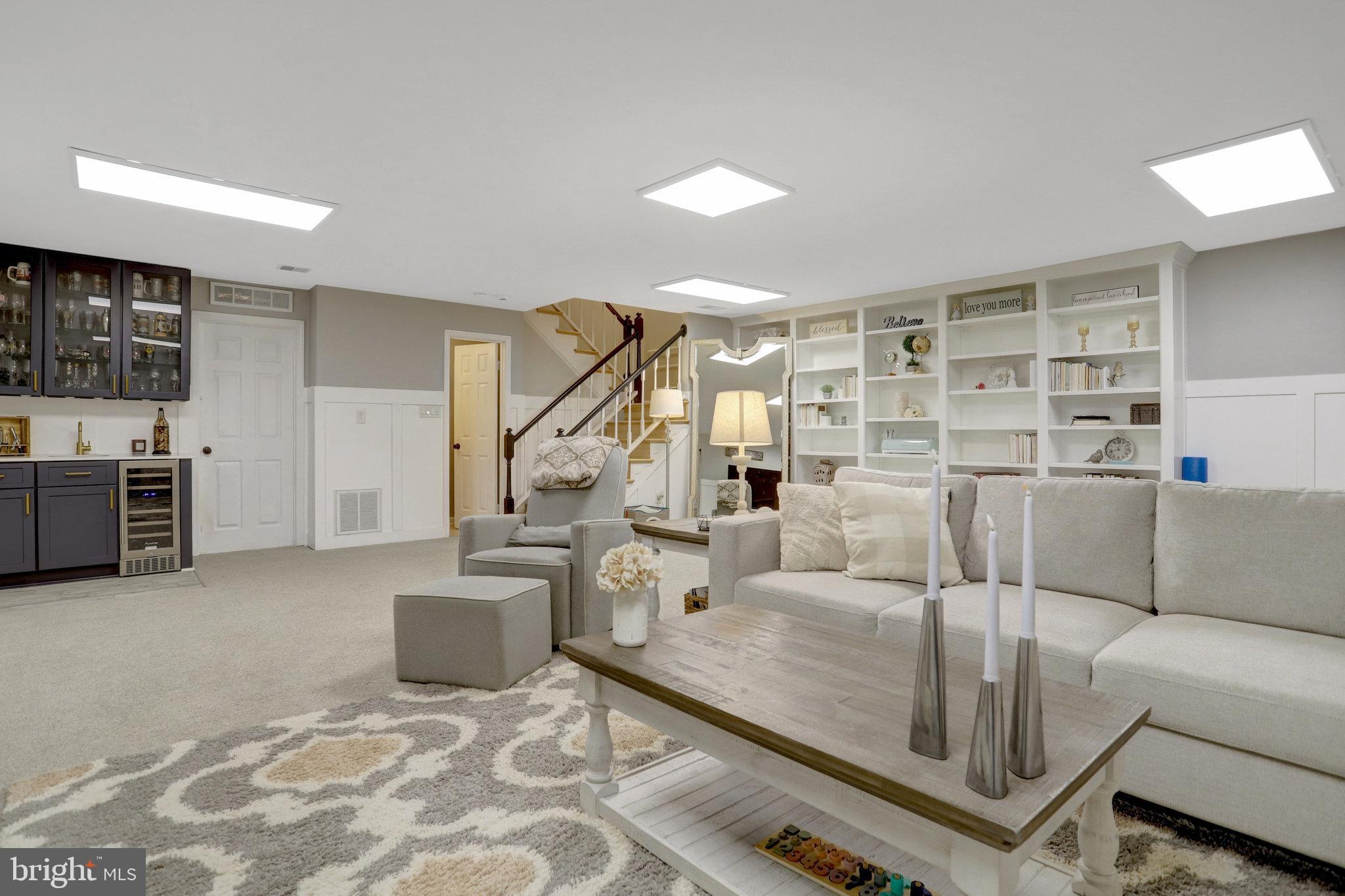 LANDMARK MEWS - Residential