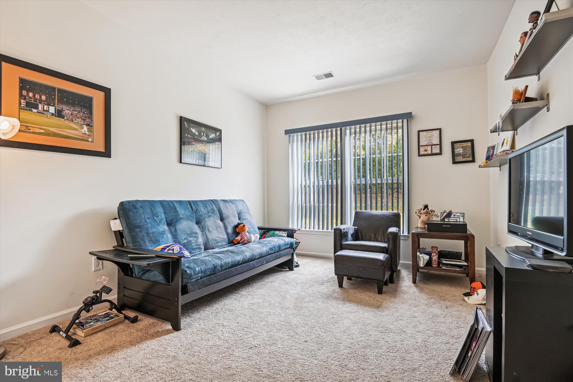 WINDSOR AT PERRY HALL FARMS - Residential