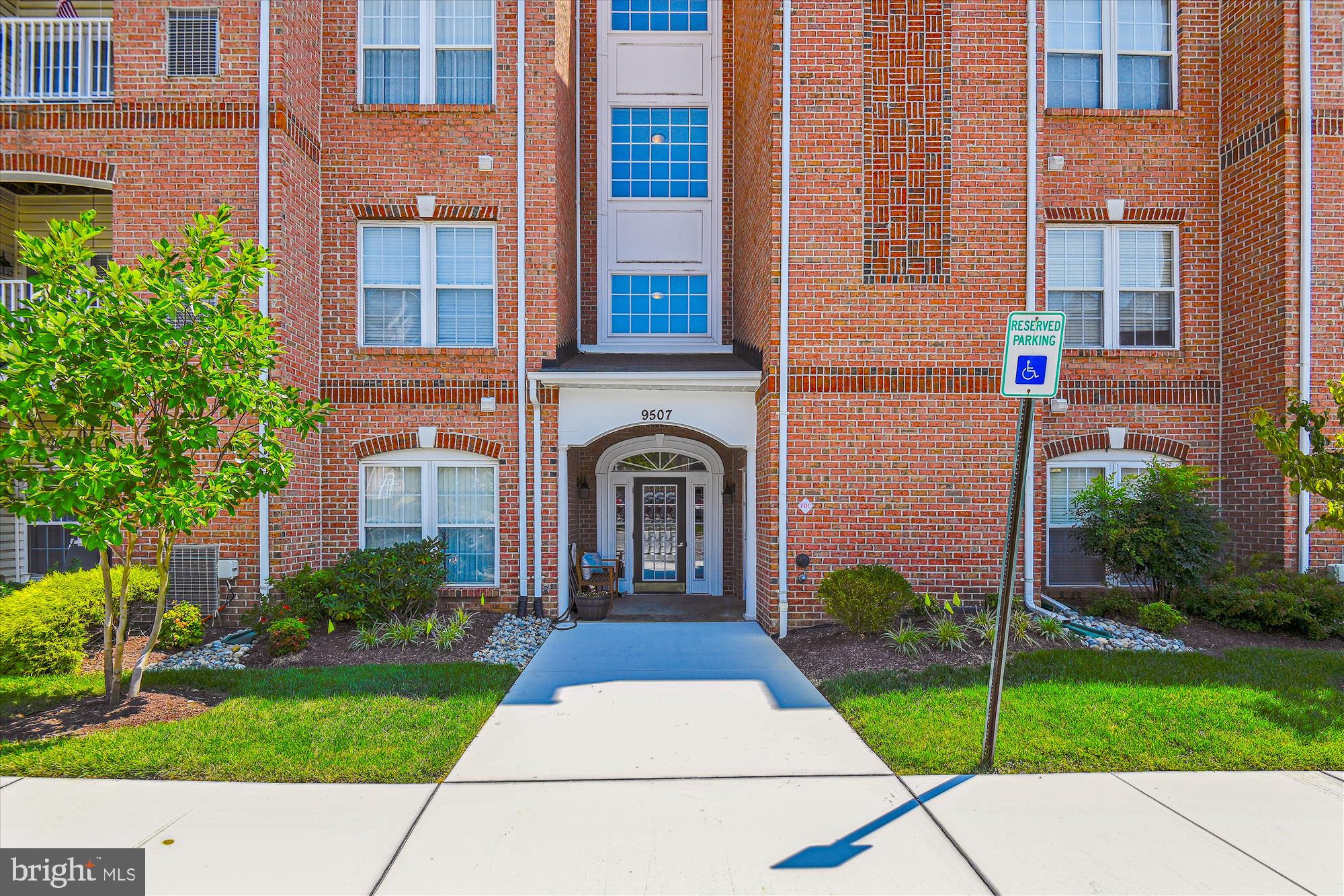 WINDSOR AT PERRY HALL FARMS - Residential