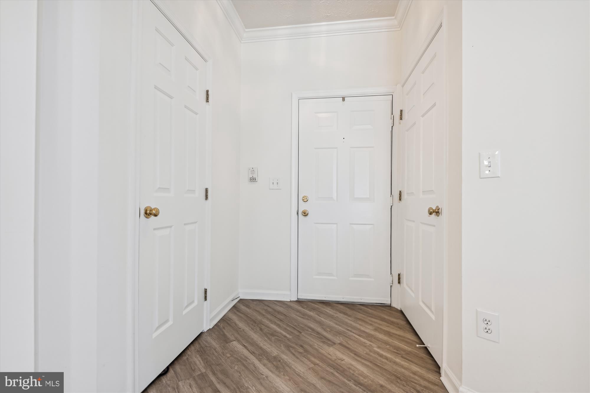 WINDSOR AT PERRY HALL FARMS - Residential