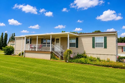 Mobile Home For Sale - 2685 Tamela Avenue<br/> DOVER, PA 17315