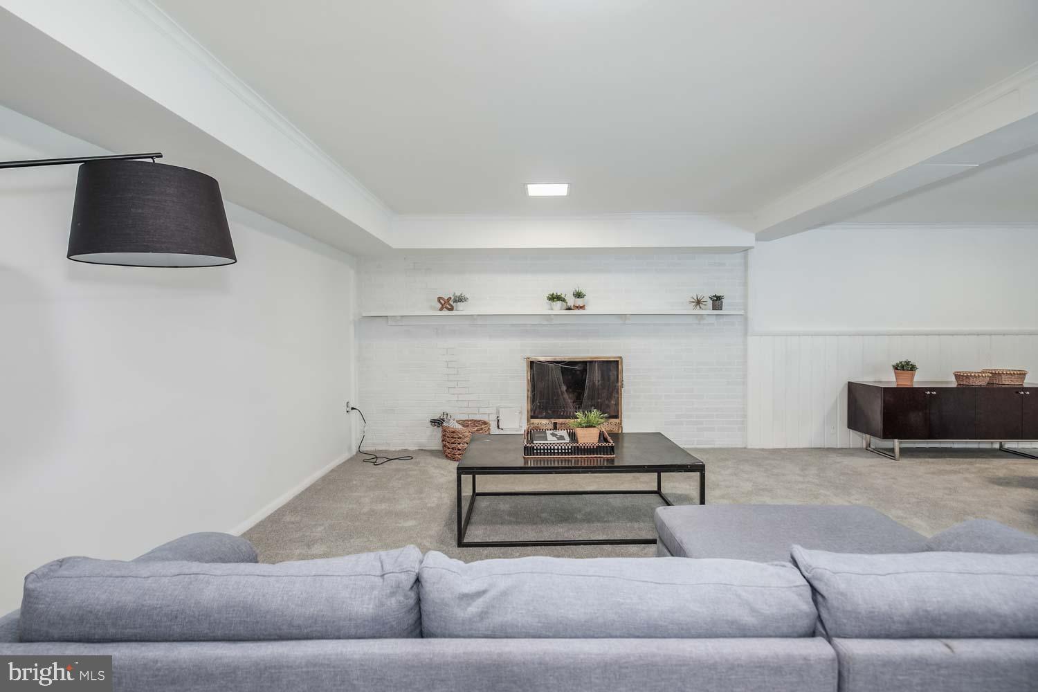 ROLLING ACRES - Residential