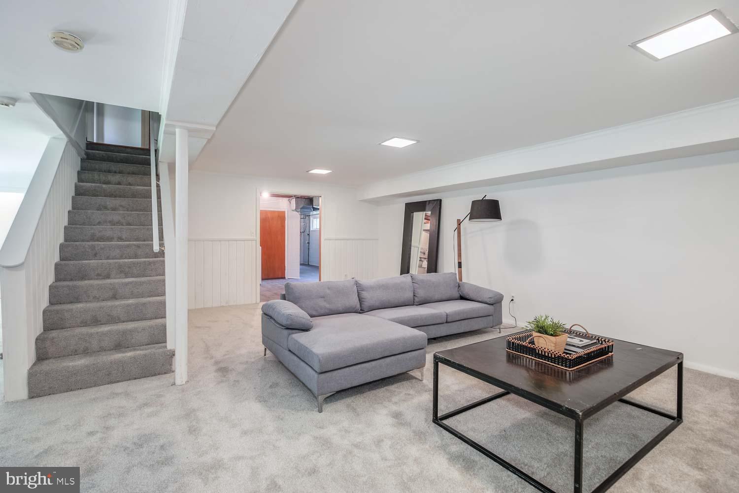 ROLLING ACRES - Residential