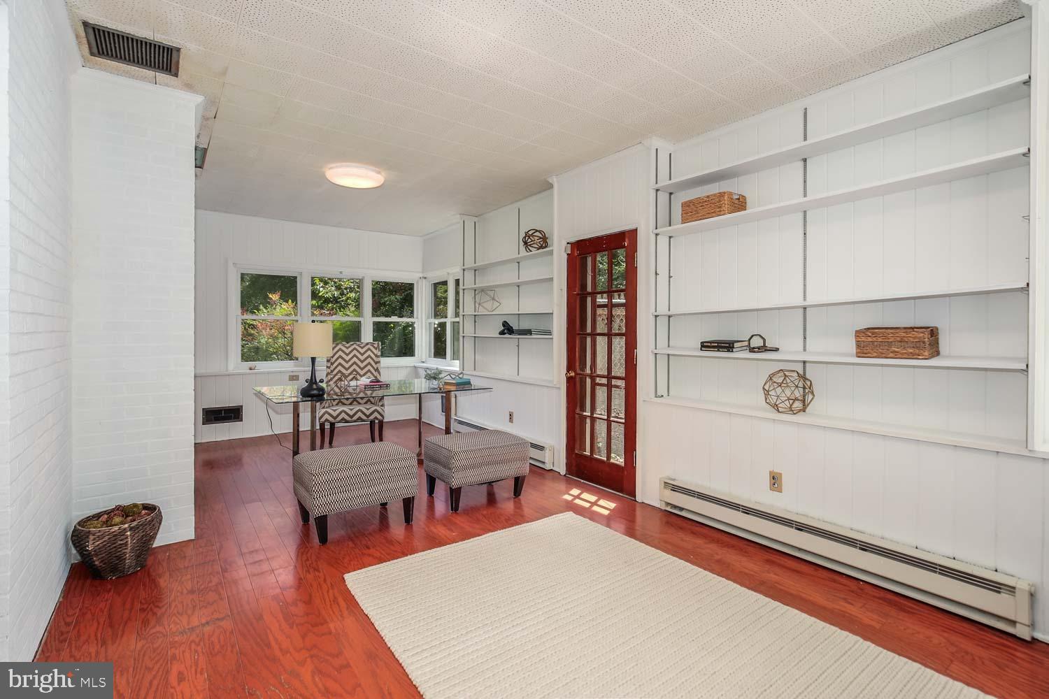 ROLLING ACRES - Residential