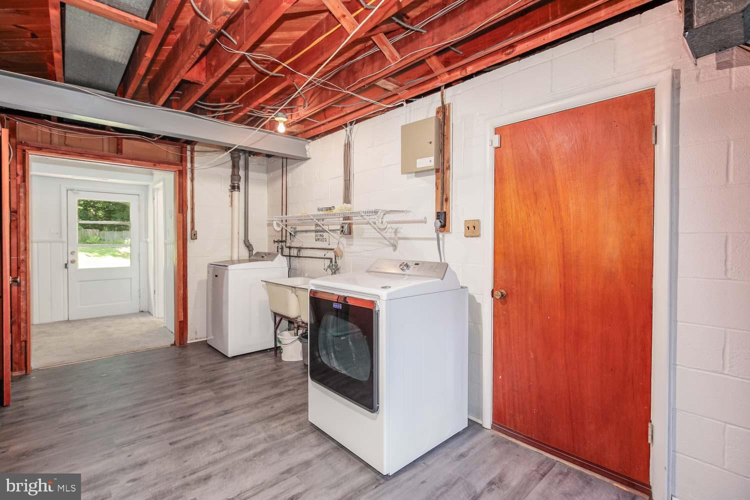 ROLLING ACRES - Residential