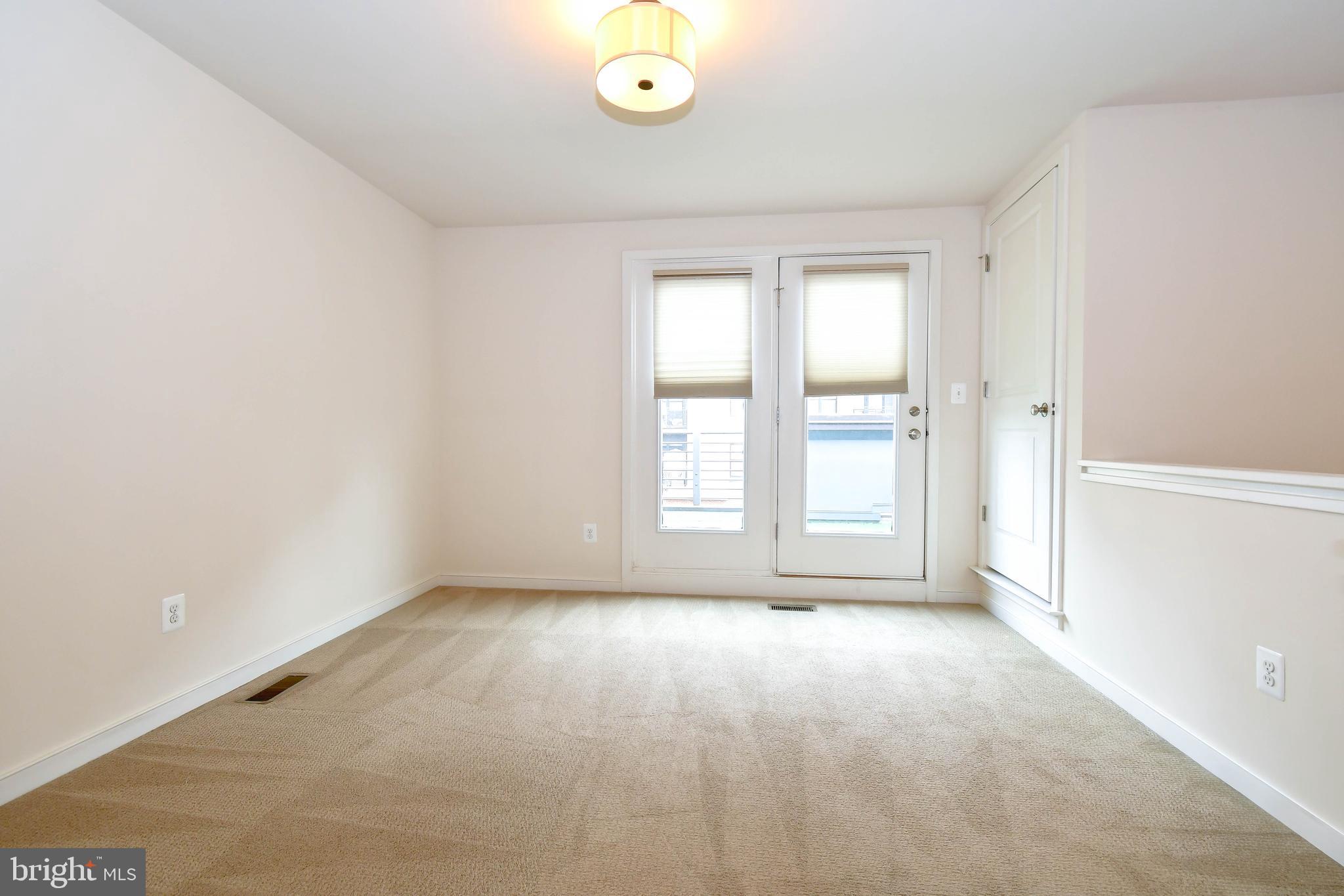 MOSAIC AT MERRIFIELD - Residential