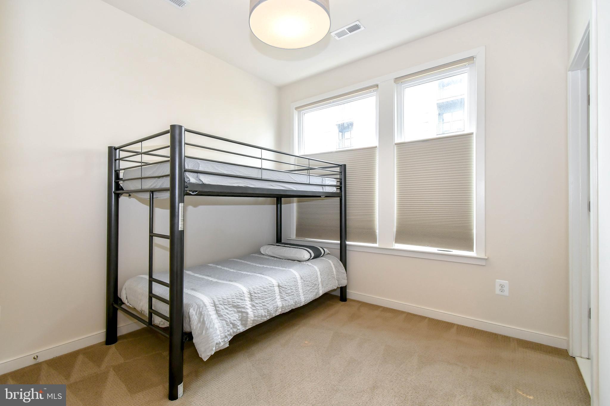 MOSAIC AT MERRIFIELD - Residential