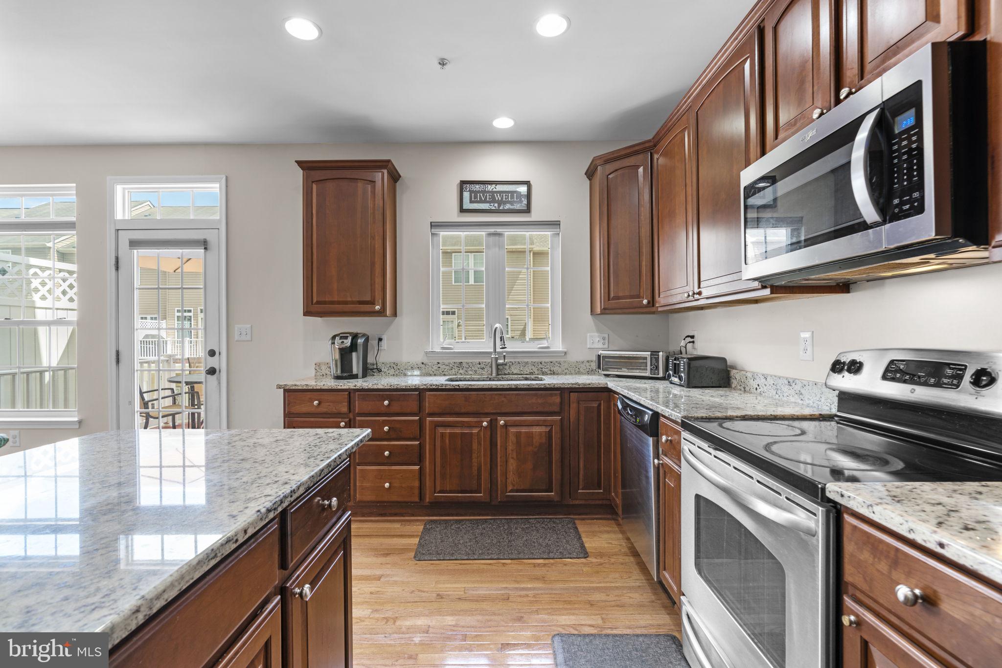 DORSEY CROSSING - Residential