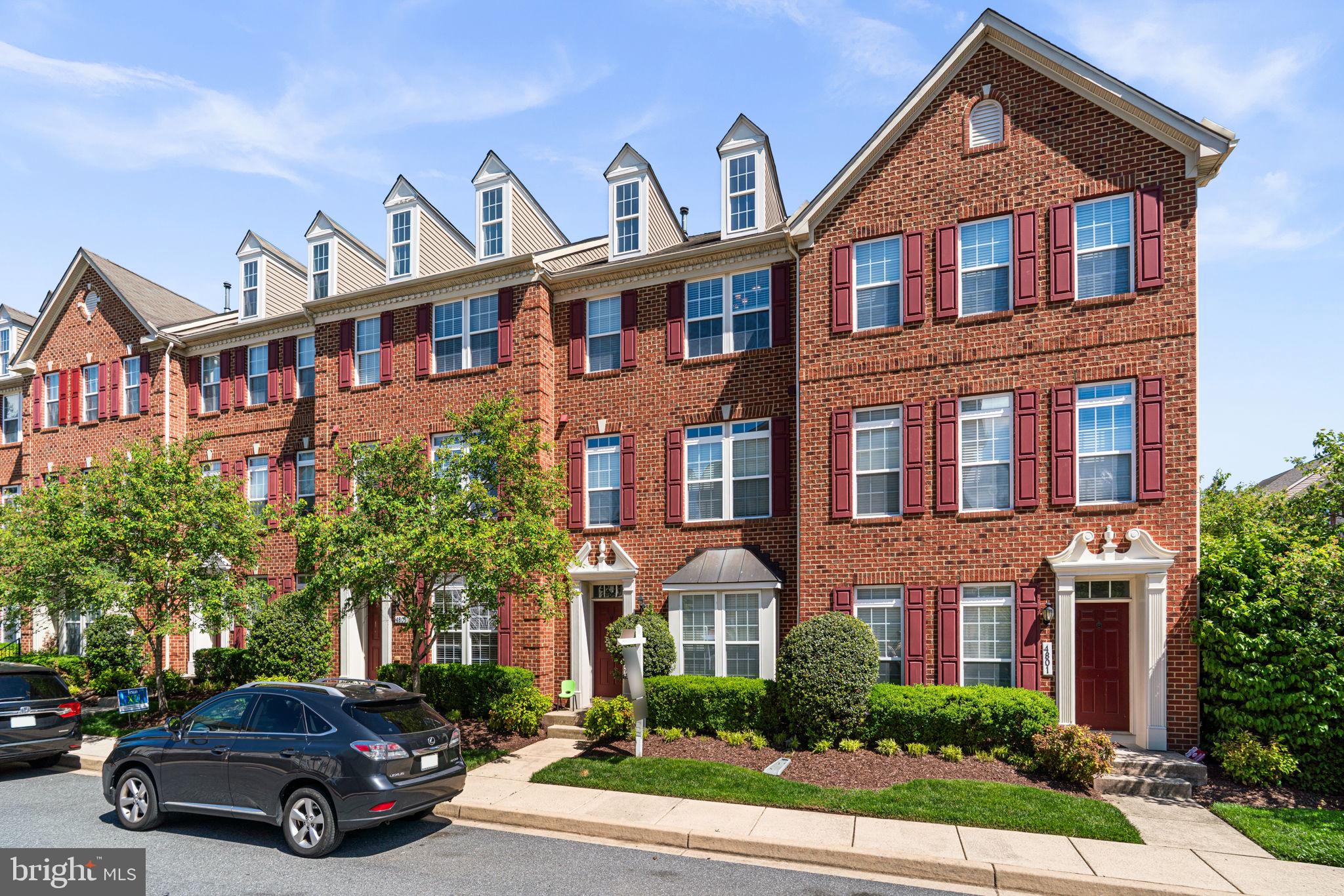 DORSEY CROSSING - Residential