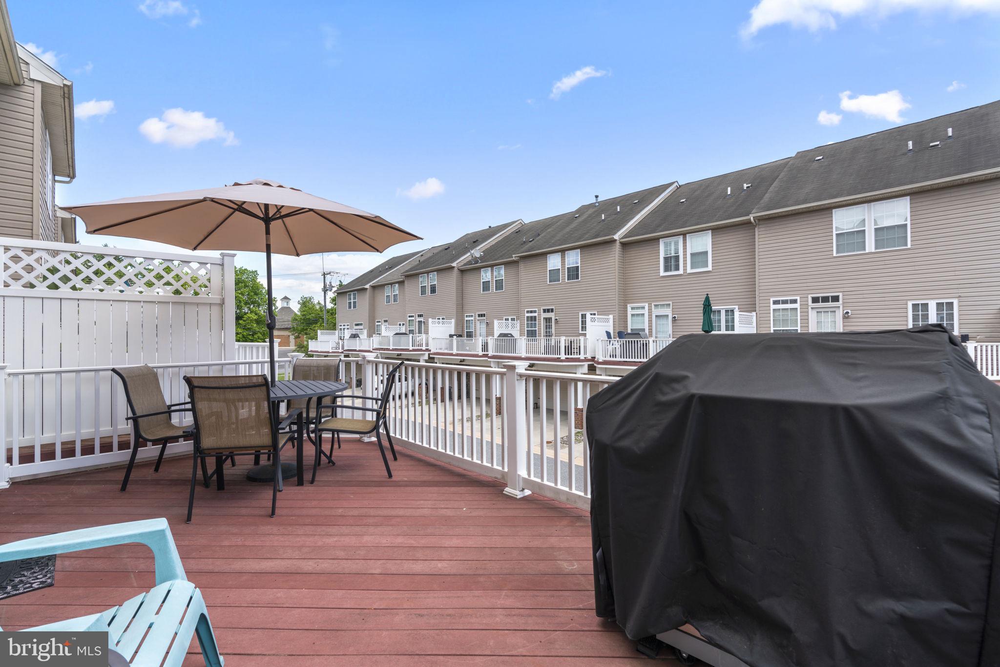 DORSEY CROSSING - Residential