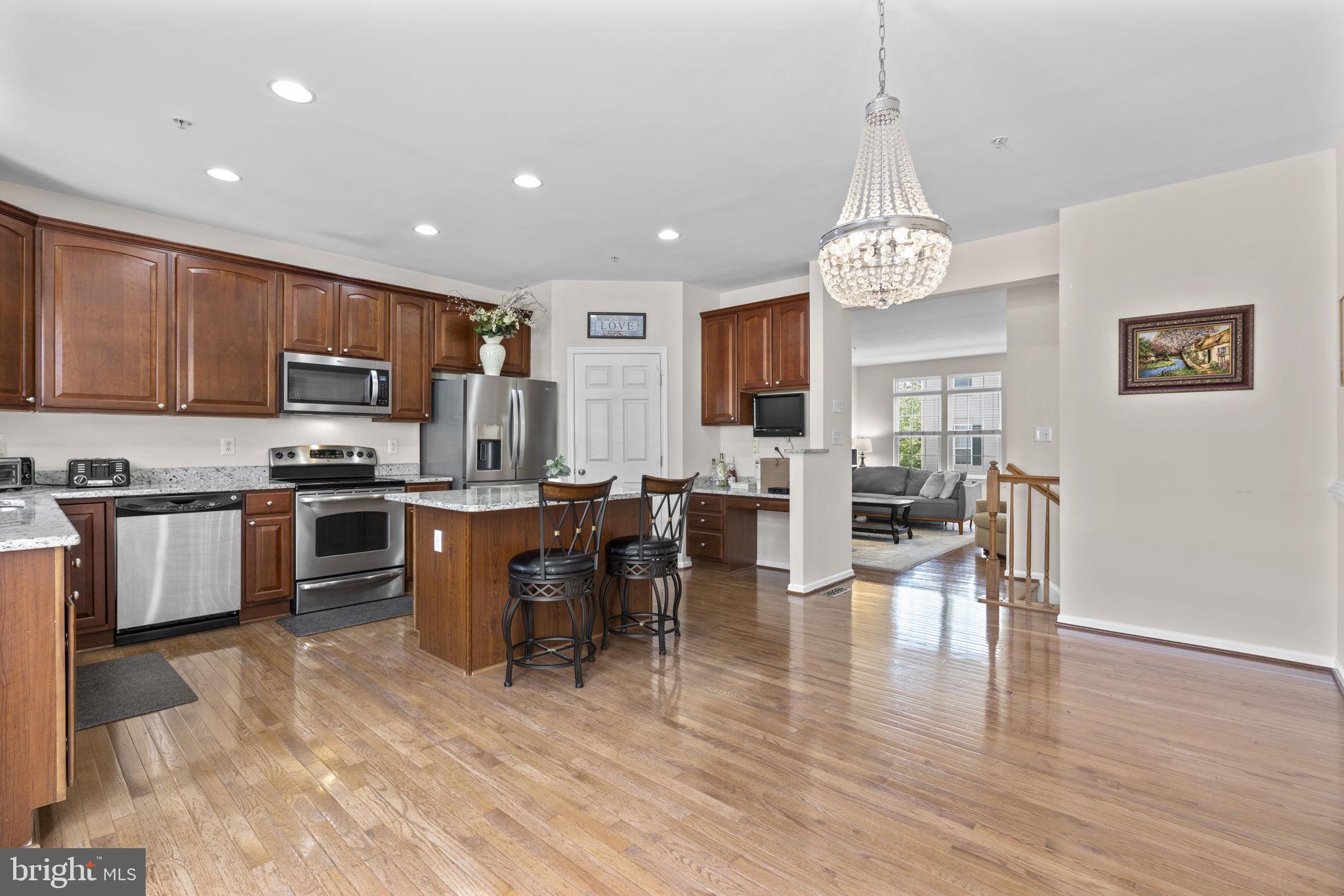DORSEY CROSSING - Residential