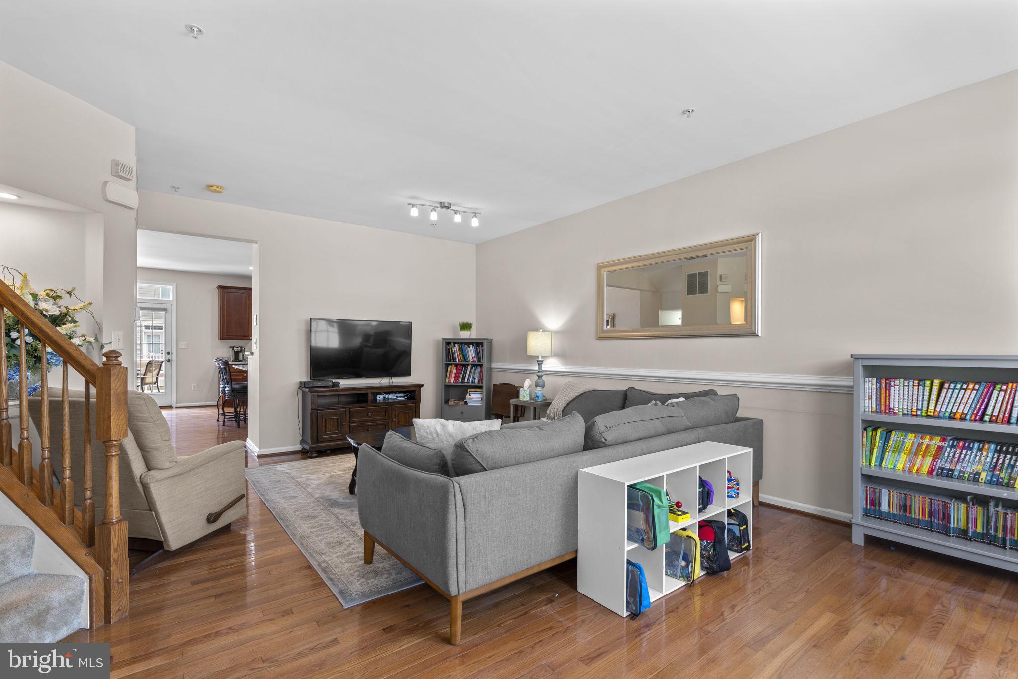 DORSEY CROSSING - Residential