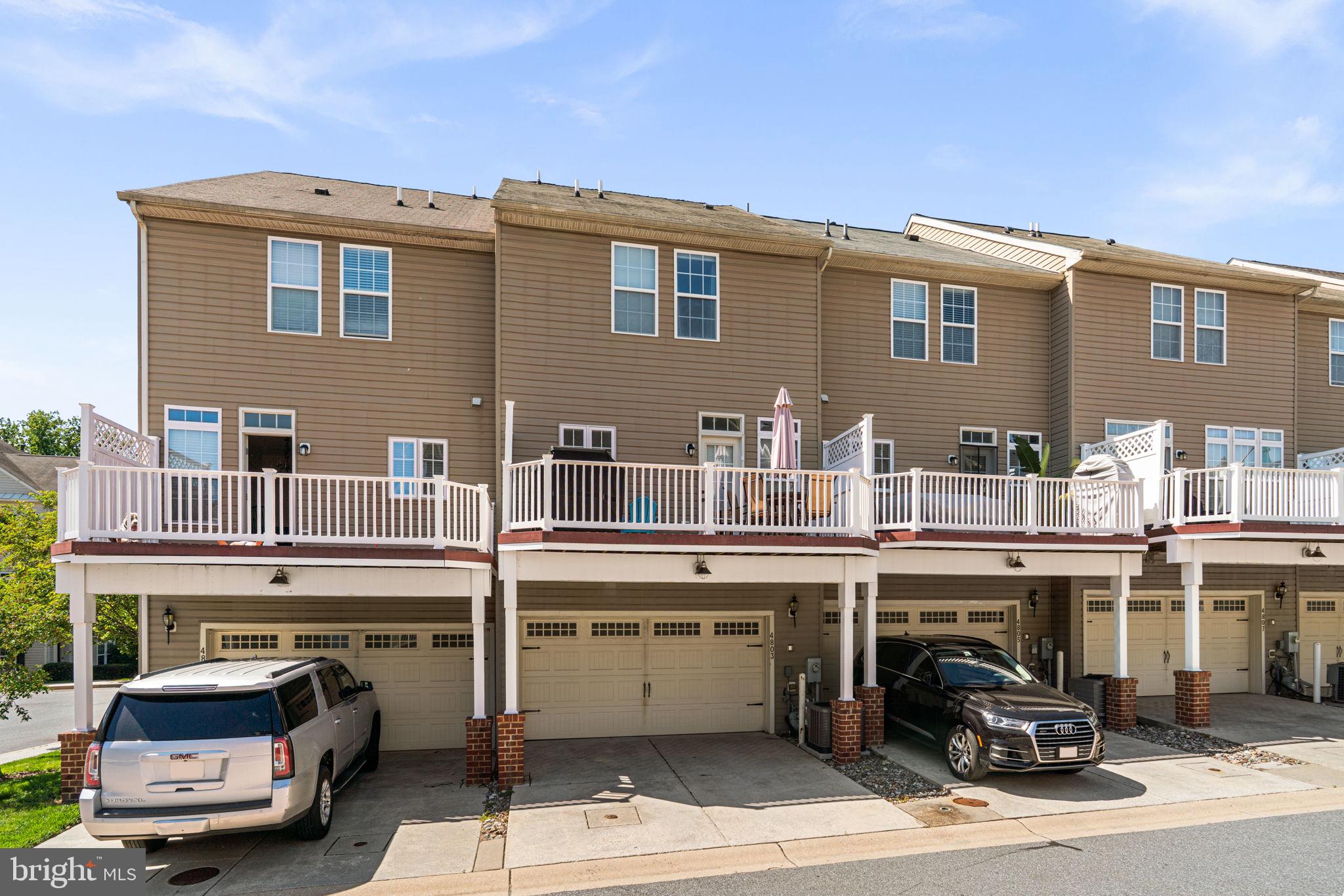 DORSEY CROSSING - Residential