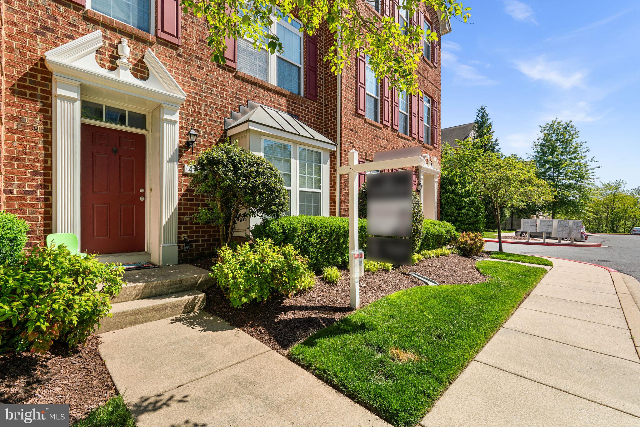 DORSEY CROSSING - Residential