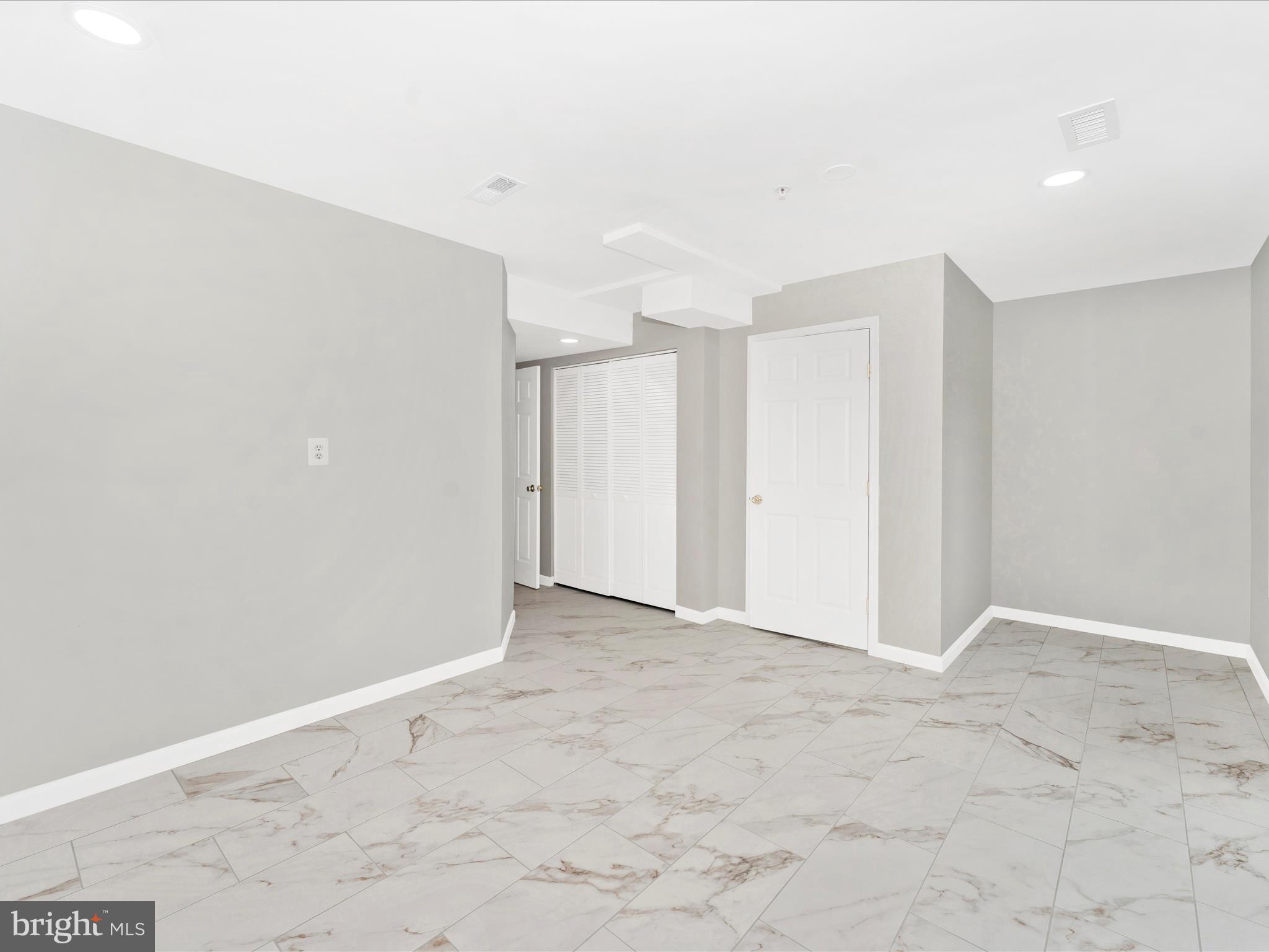 PARK OVERLOOK TOWNHOMES - Residential