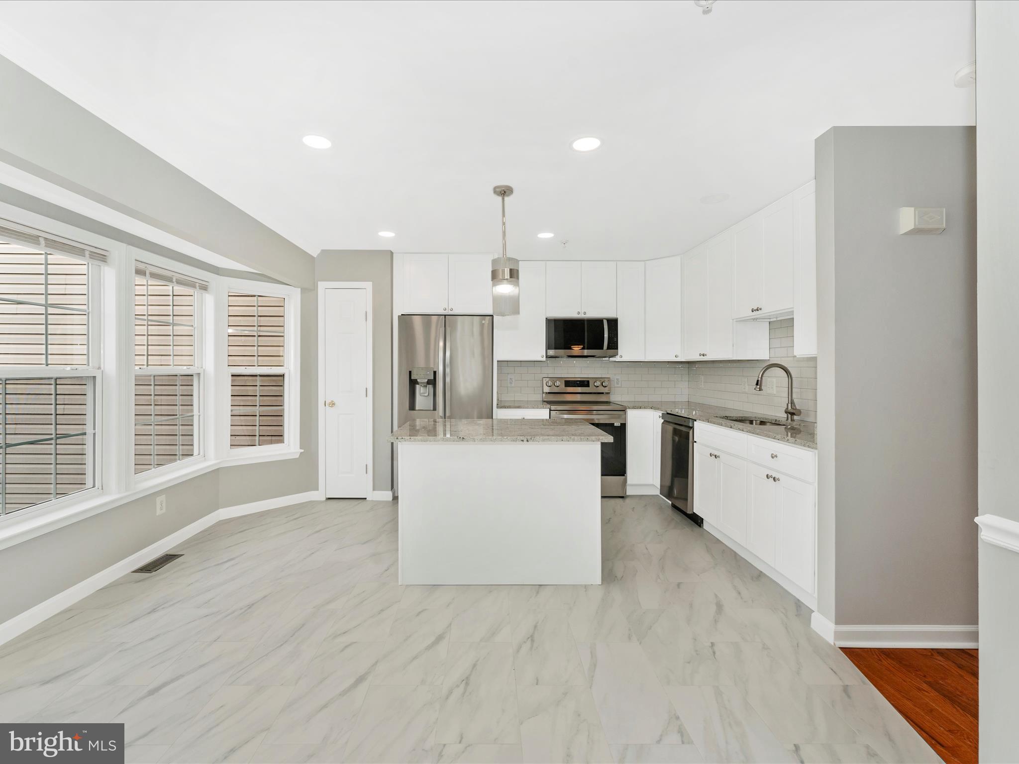 PARK OVERLOOK TOWNHOMES - Residential