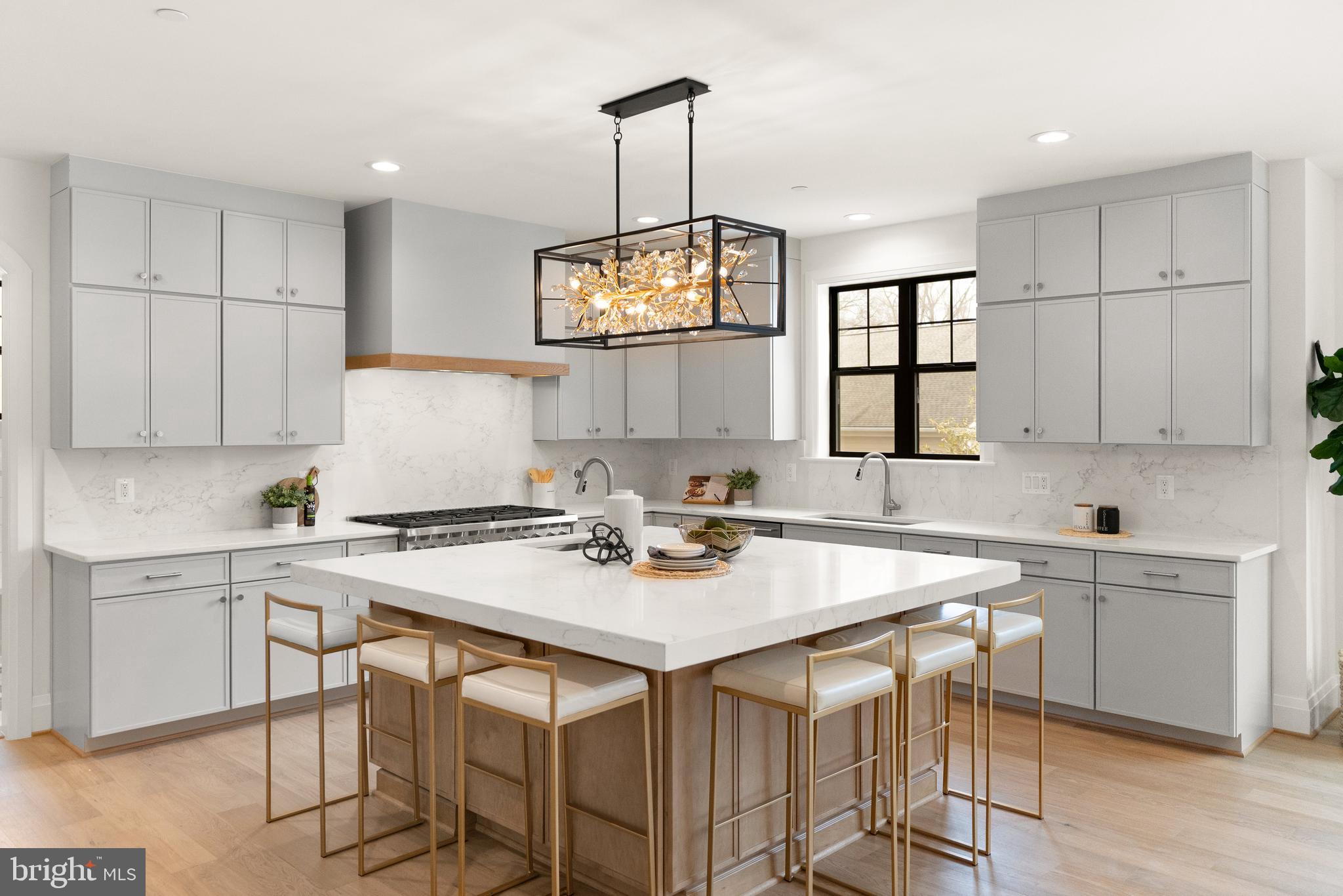 BRADLEY PARK - Residential