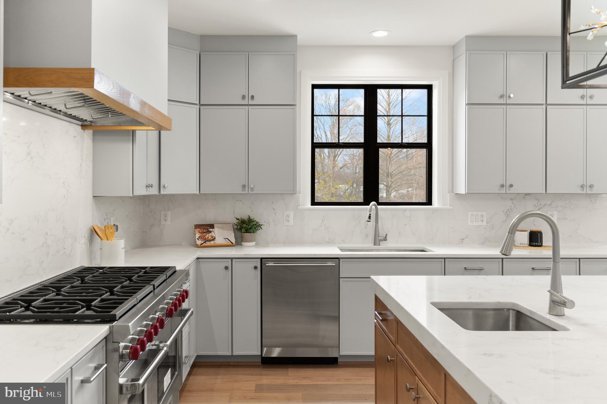 BRADLEY PARK - Residential