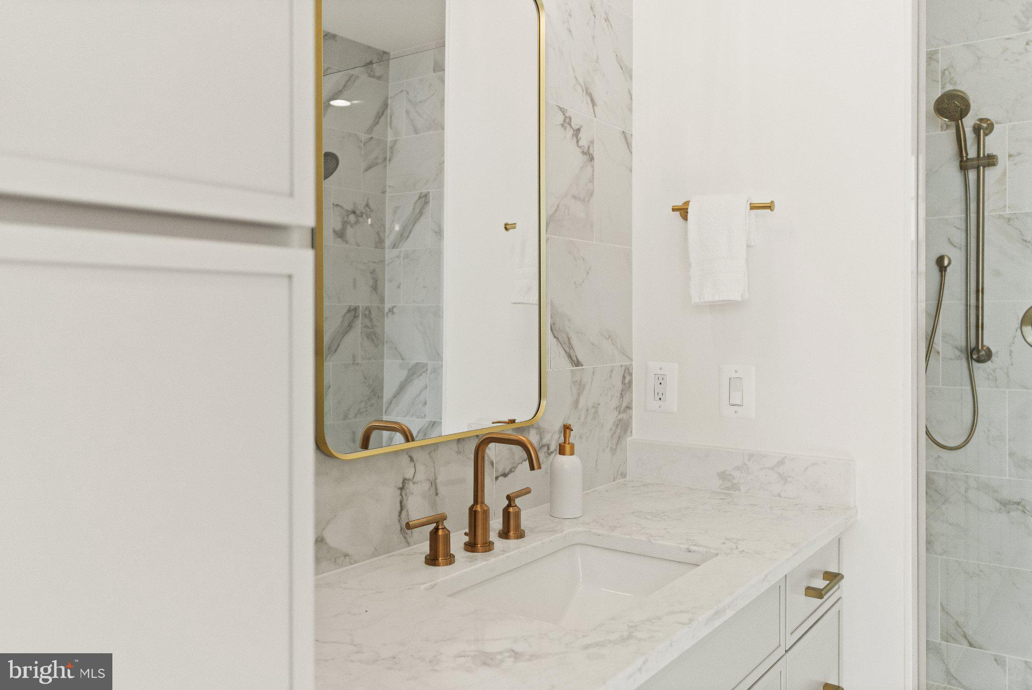 BRADLEY PARK - Residential