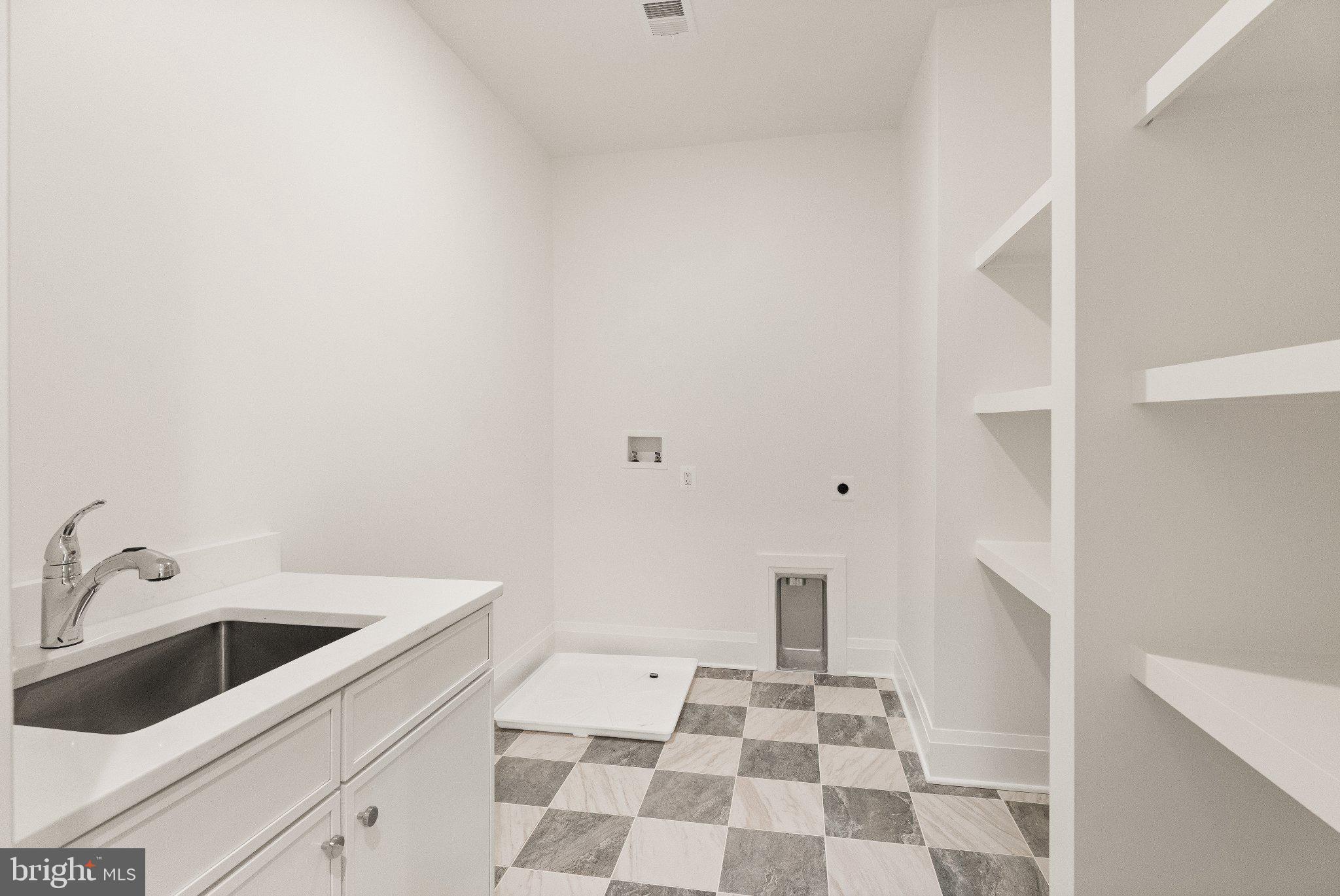 BRADLEY PARK - Residential