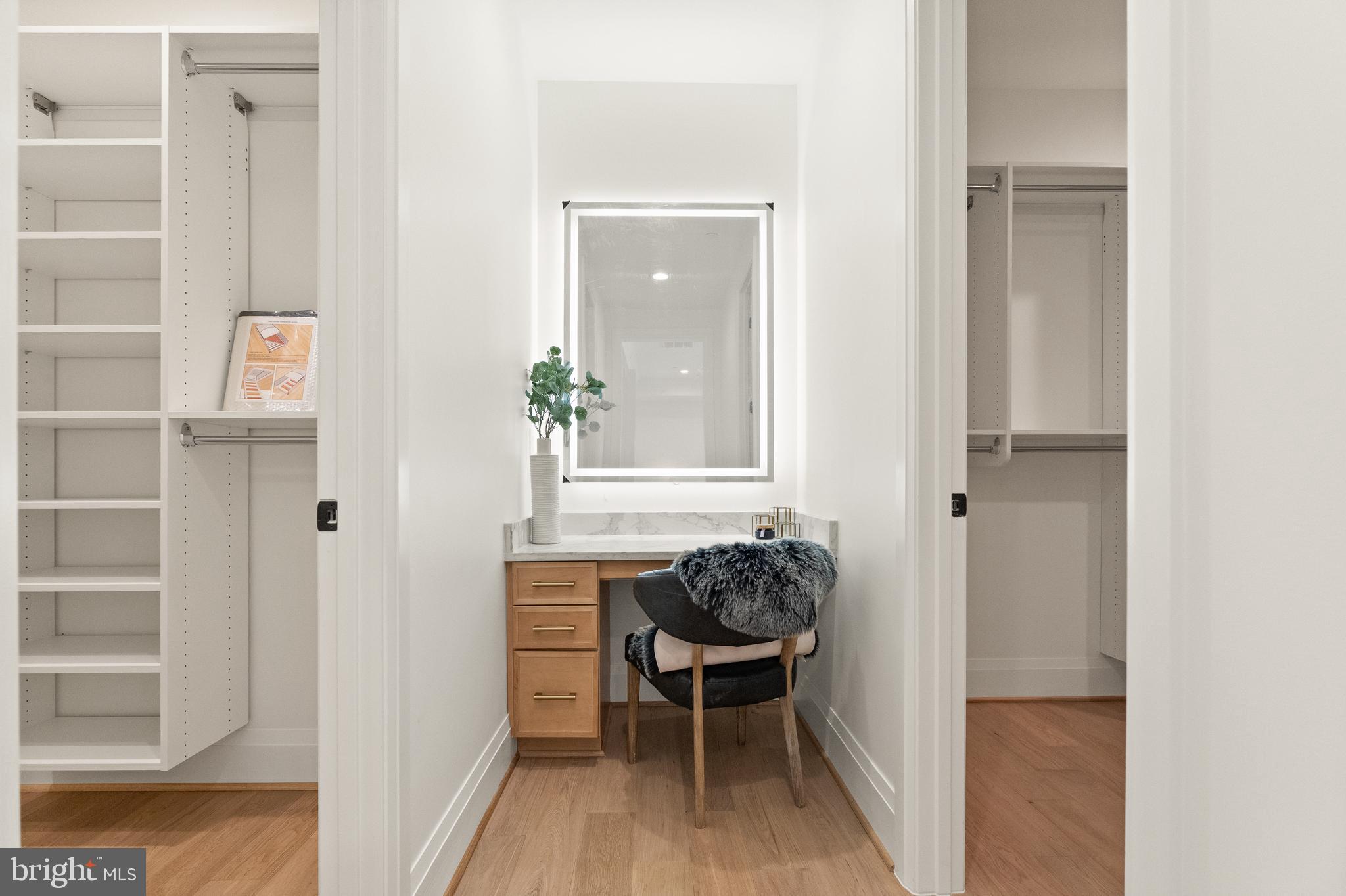 BRADLEY PARK - Residential