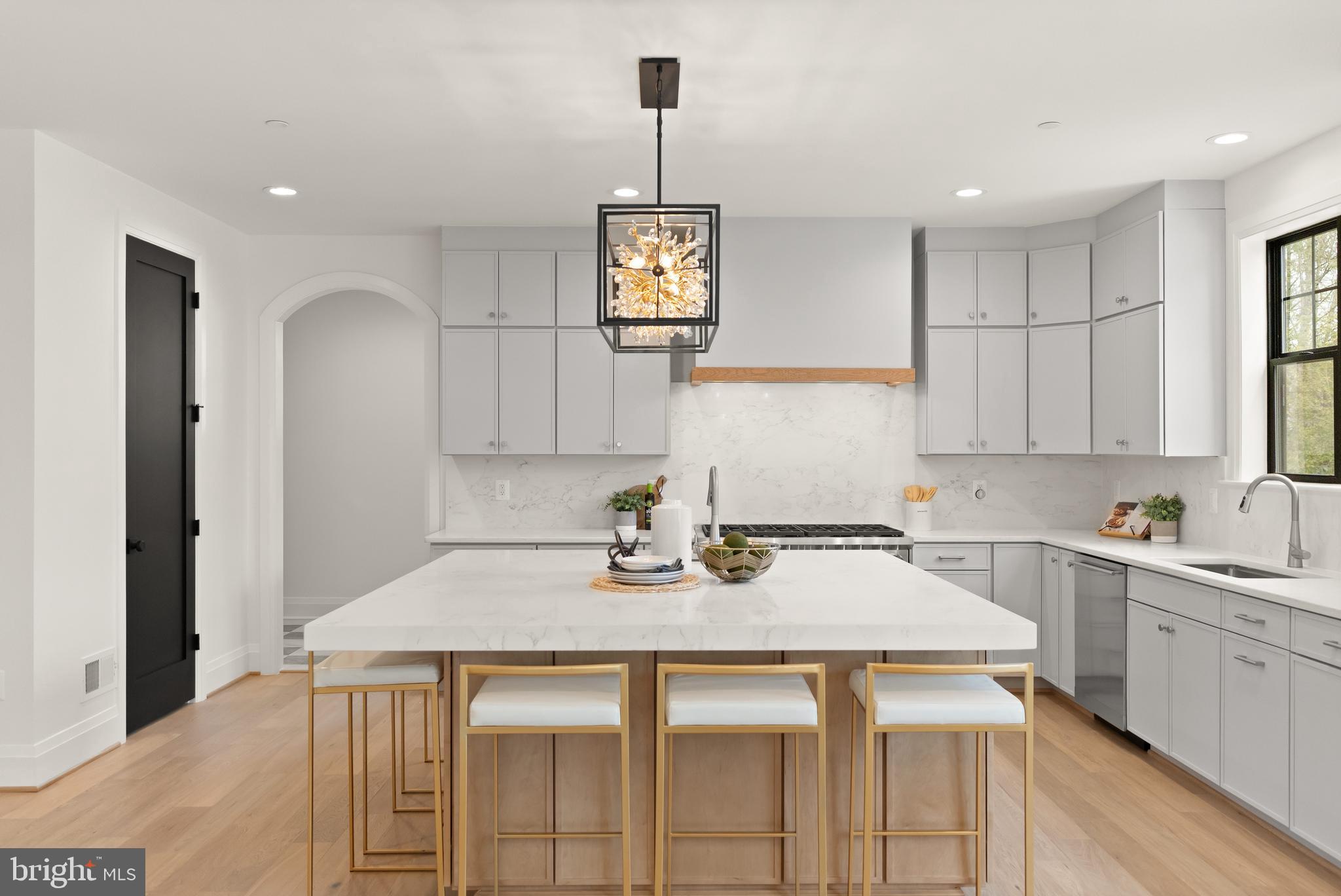 BRADLEY PARK - Residential