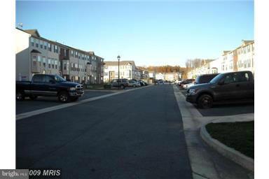 CARROLLWOOD MANOR - Residential