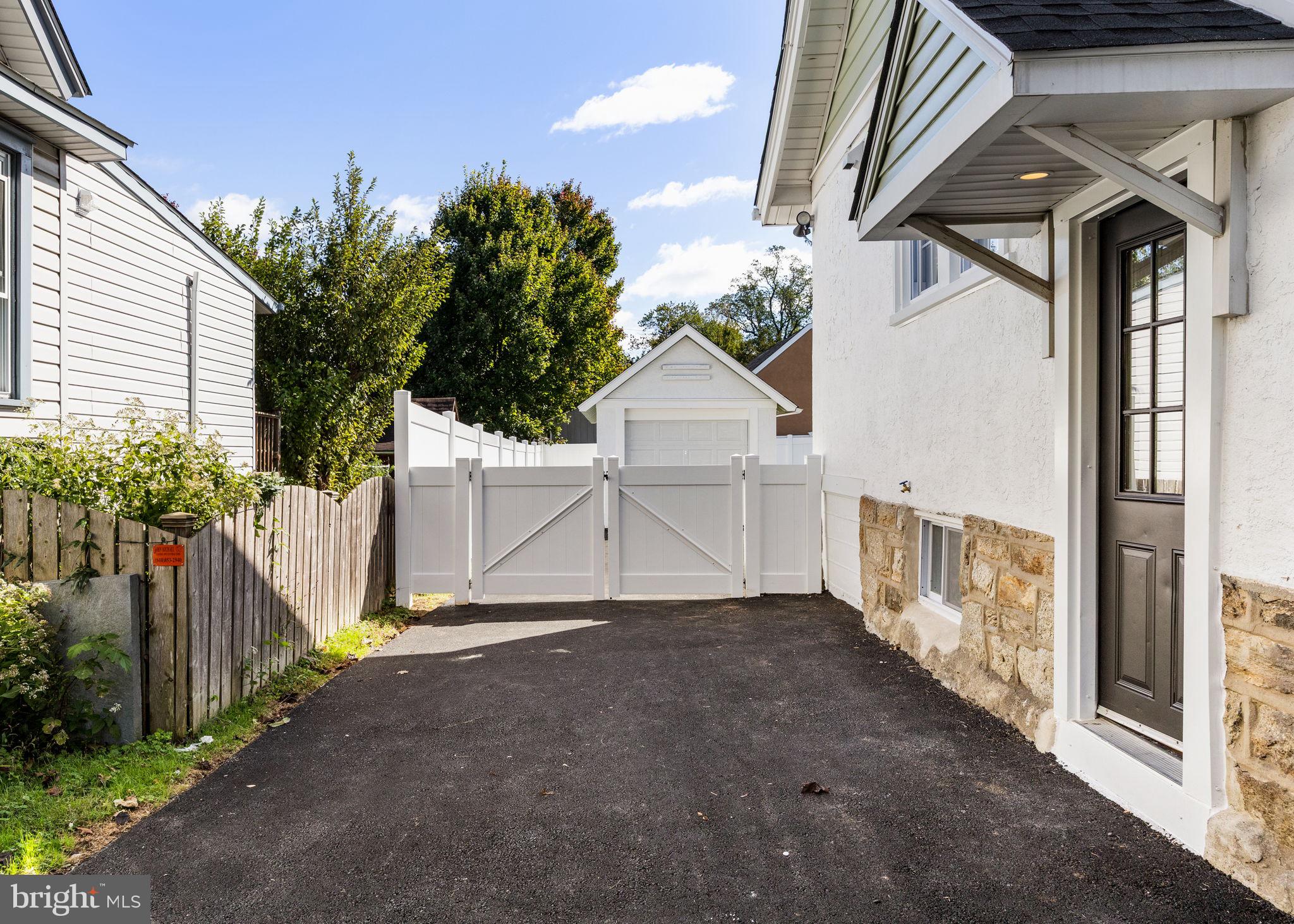 BROOKLINE - Residential