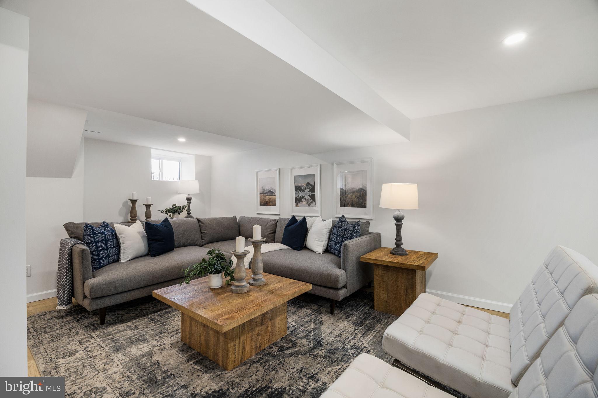 BROOKLINE - Residential