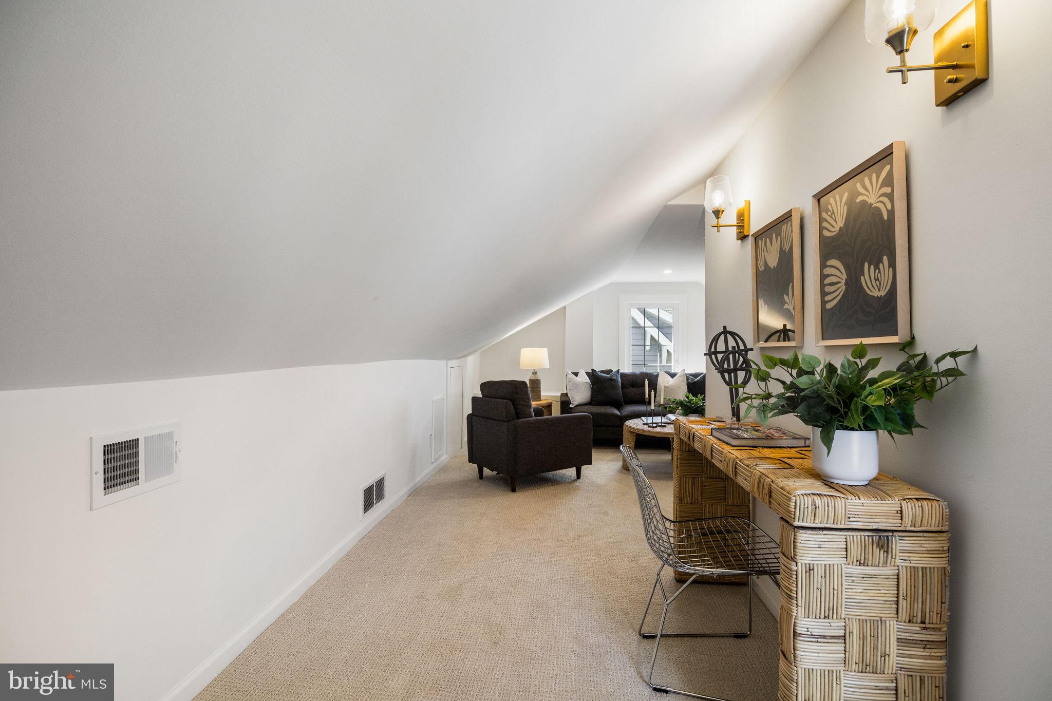 BROOKLINE - Residential