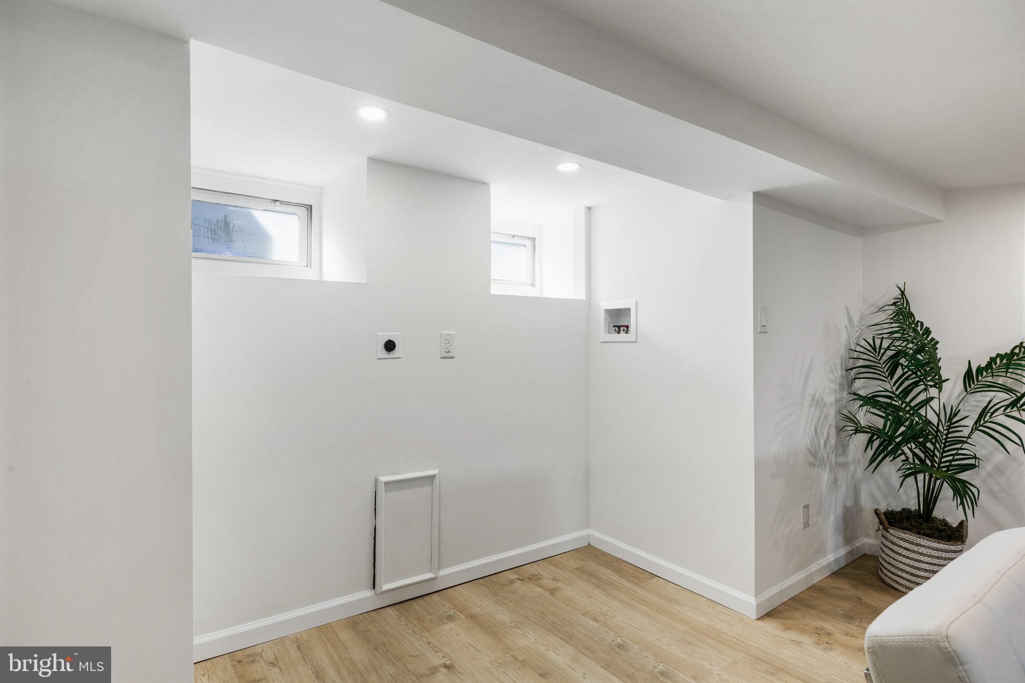 BROOKLINE - Residential