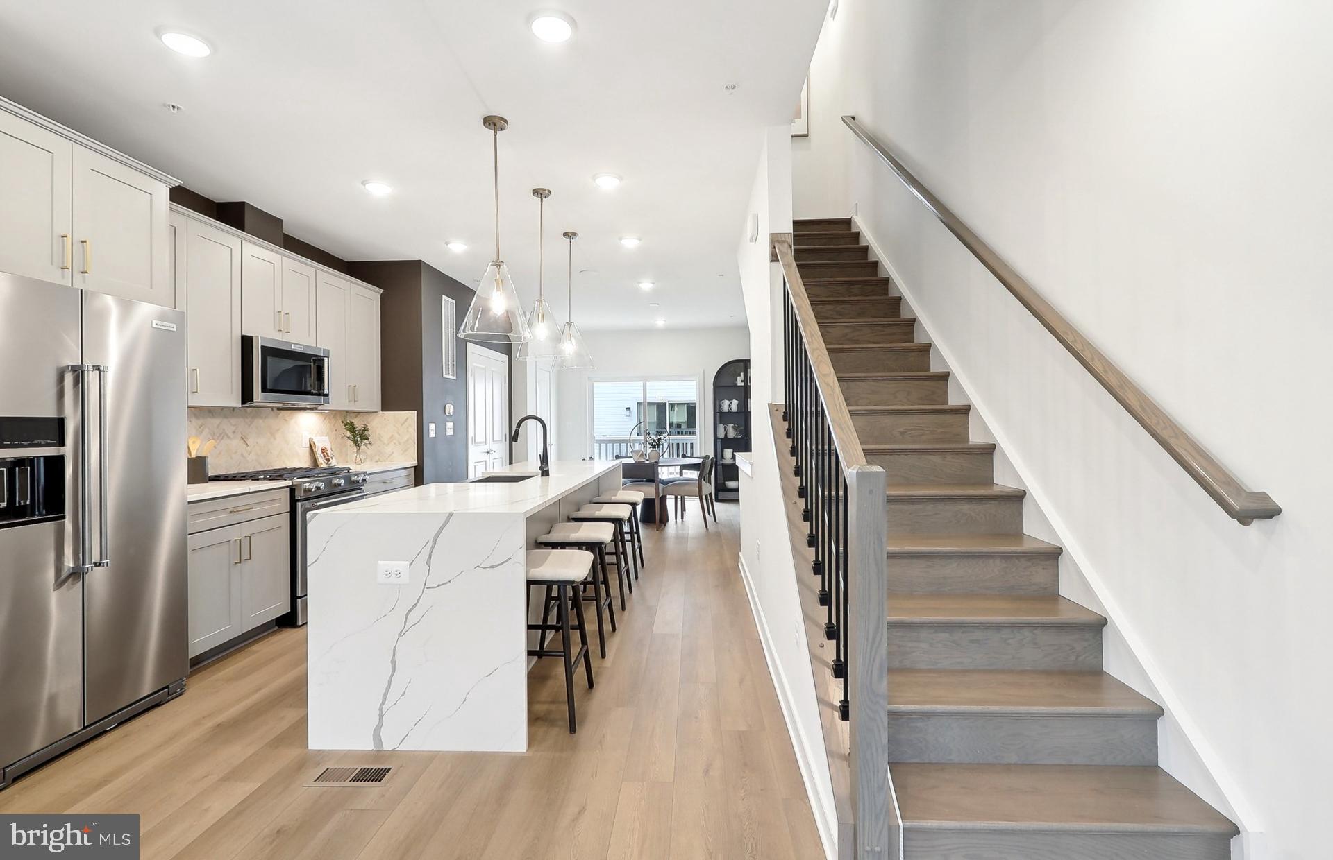 FARMSTEAD DISTRICT - Residential