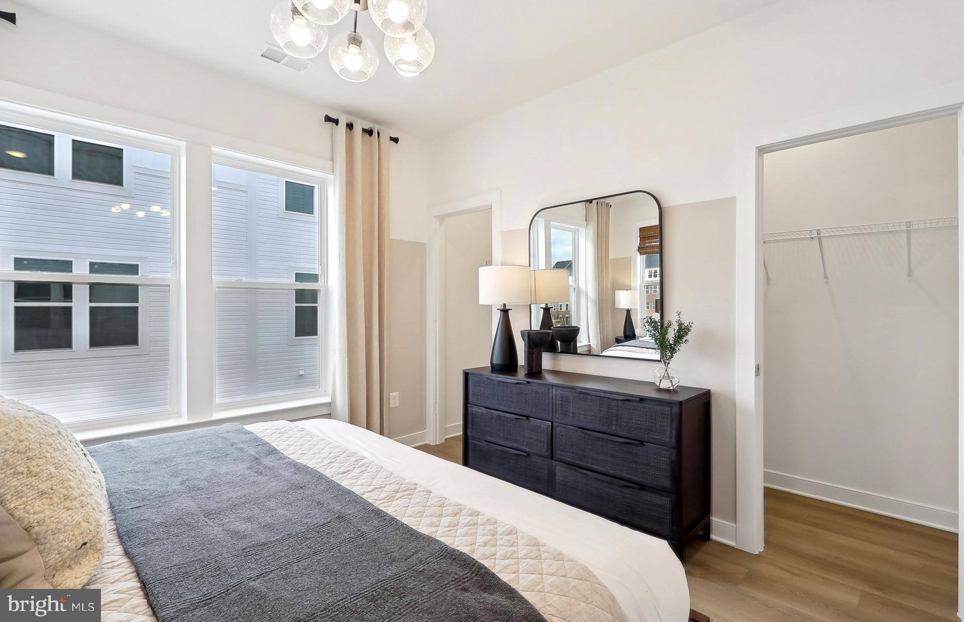 FARMSTEAD DISTRICT - Residential