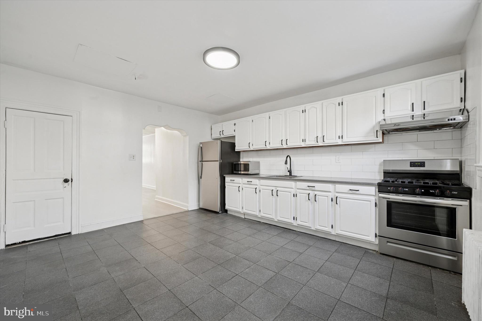 EAST PASSYUNK CROSSING - Residential