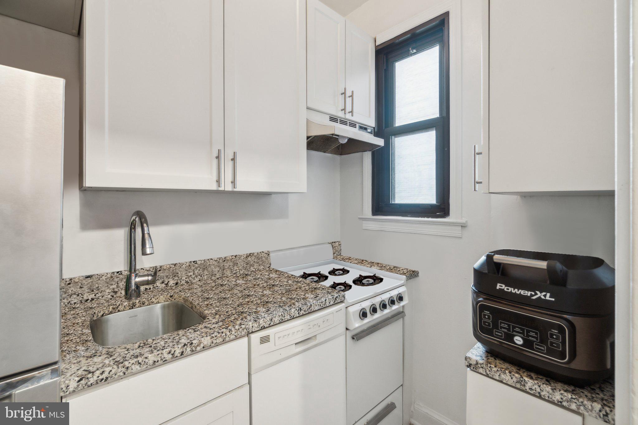 FOGGY BOTTOM - Residential